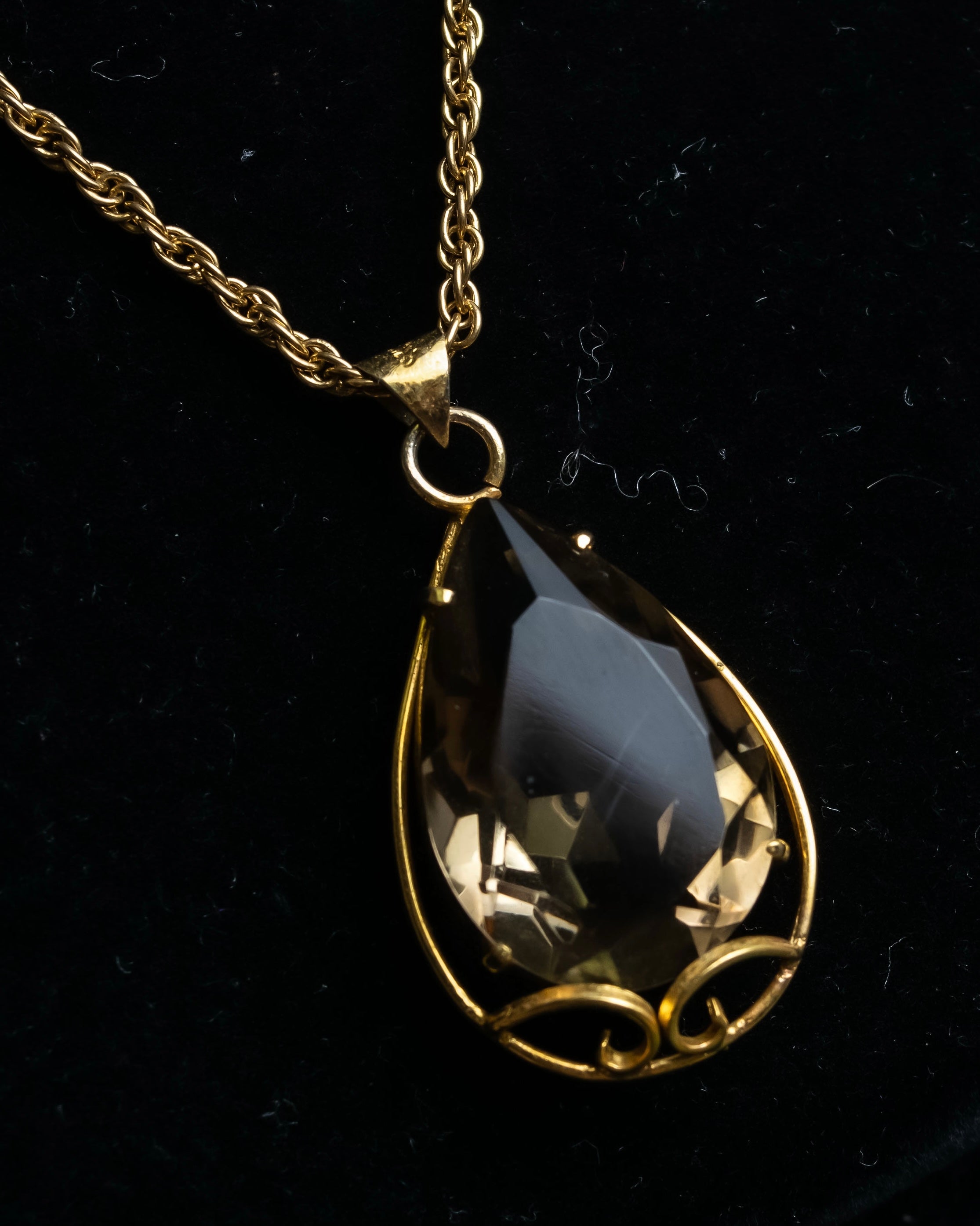 "VALENTINO" Smoky quartz teardrop design necklace