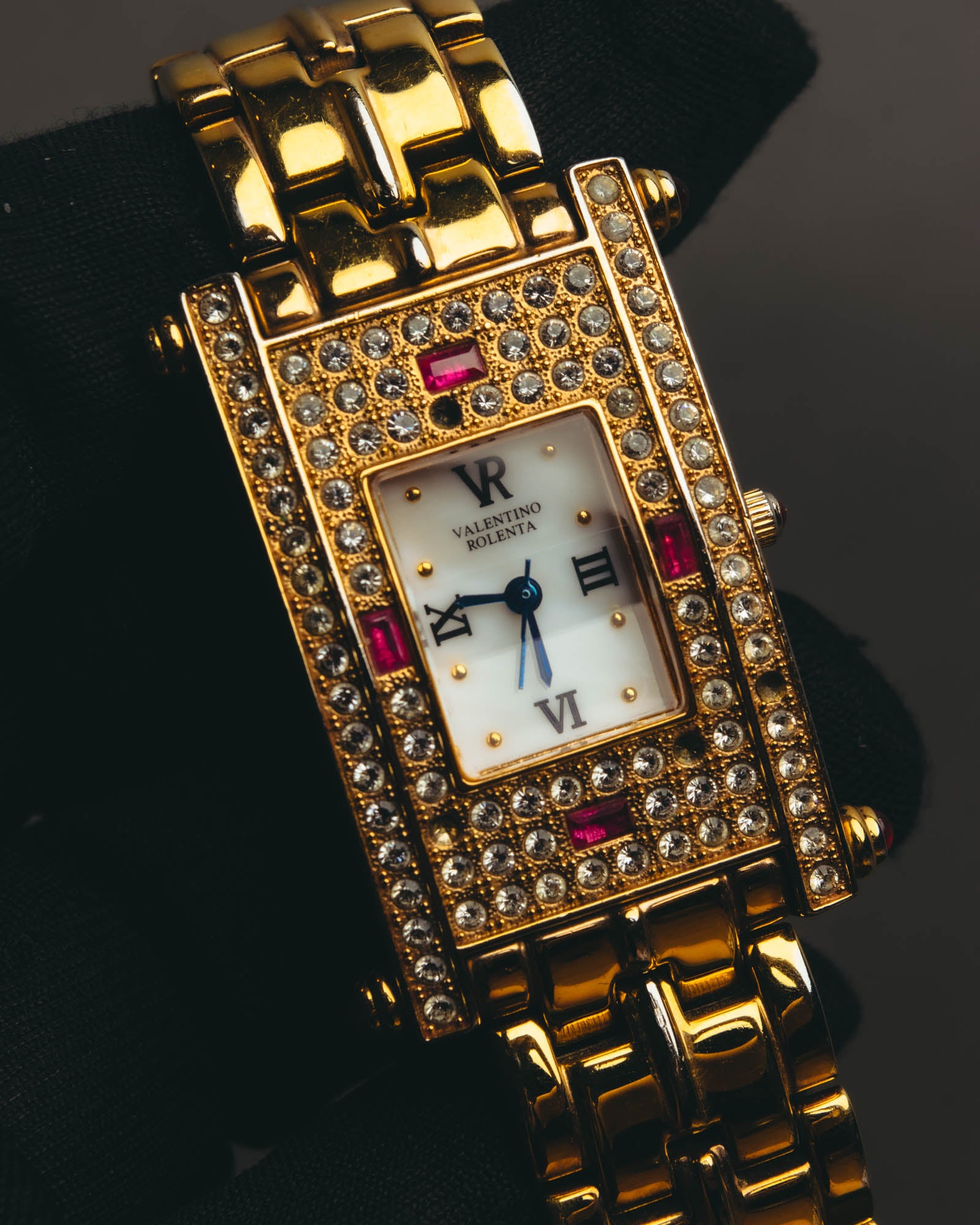 "VALENTINO ROLENTA" 90's-00's Decorative rhinestone quartz watch