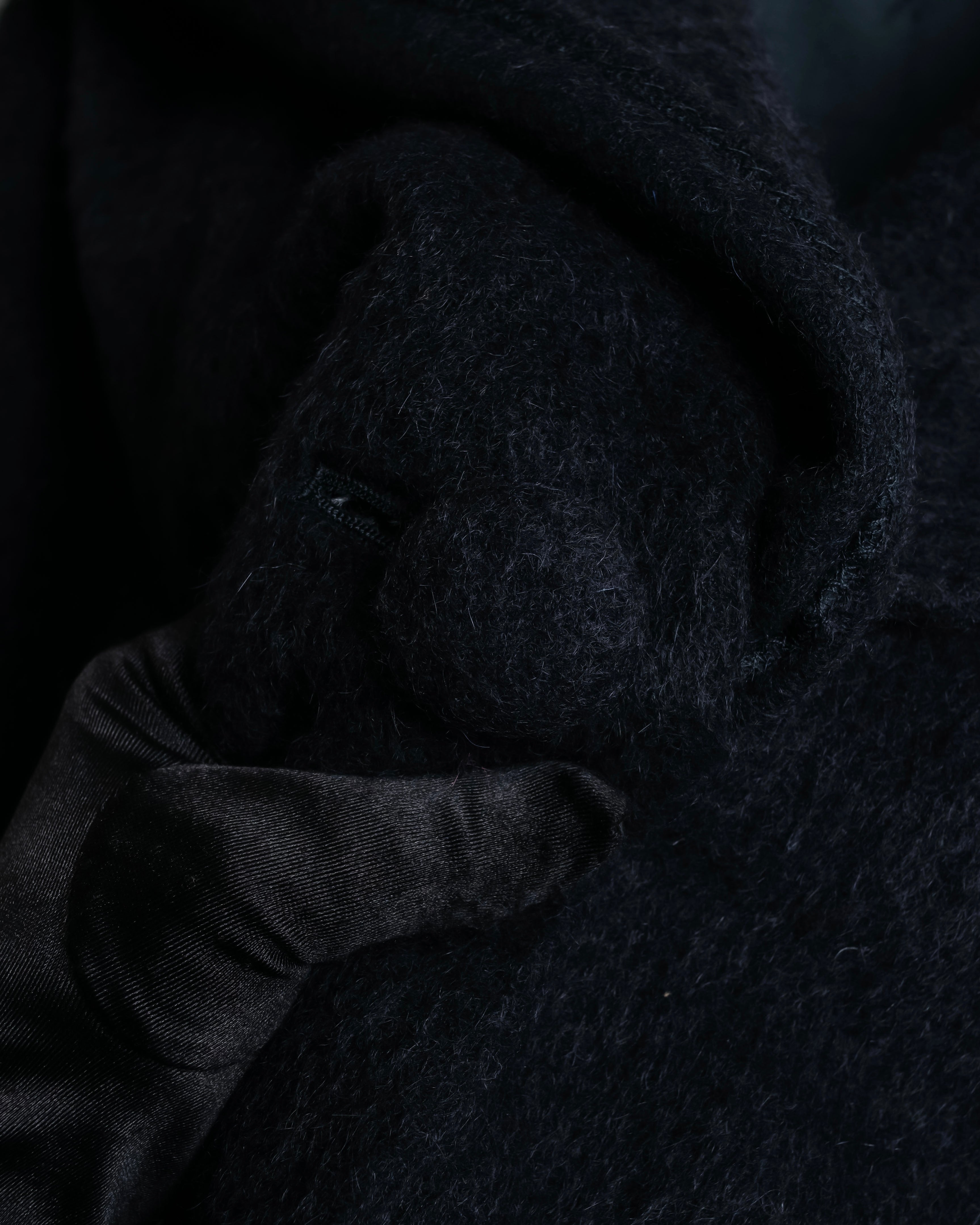 "YVES SAINT LAURENT" Large shawl collar black long coat