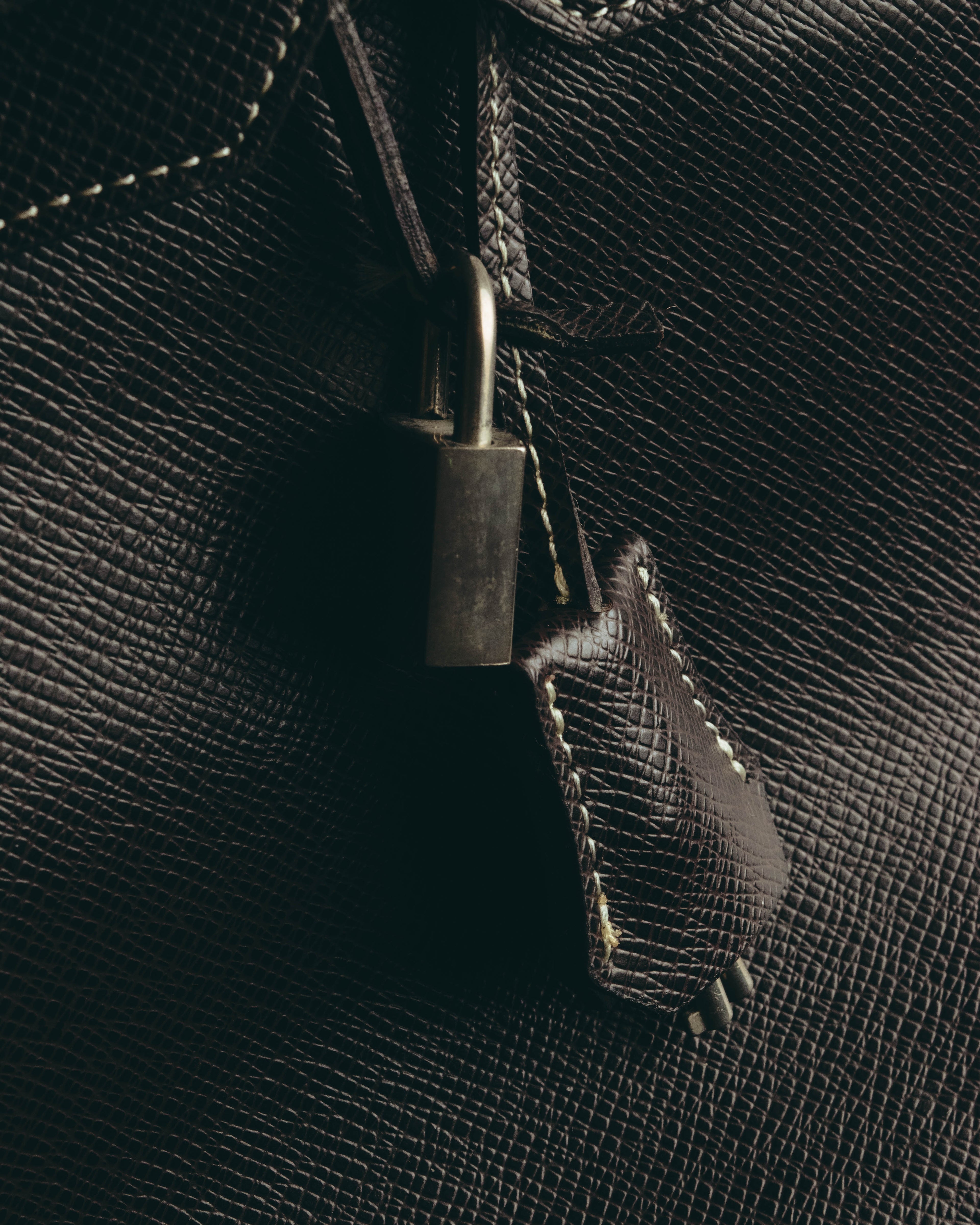 "Yves Saint Laurent" 90's-00's Classic textured leather structured top handle bag