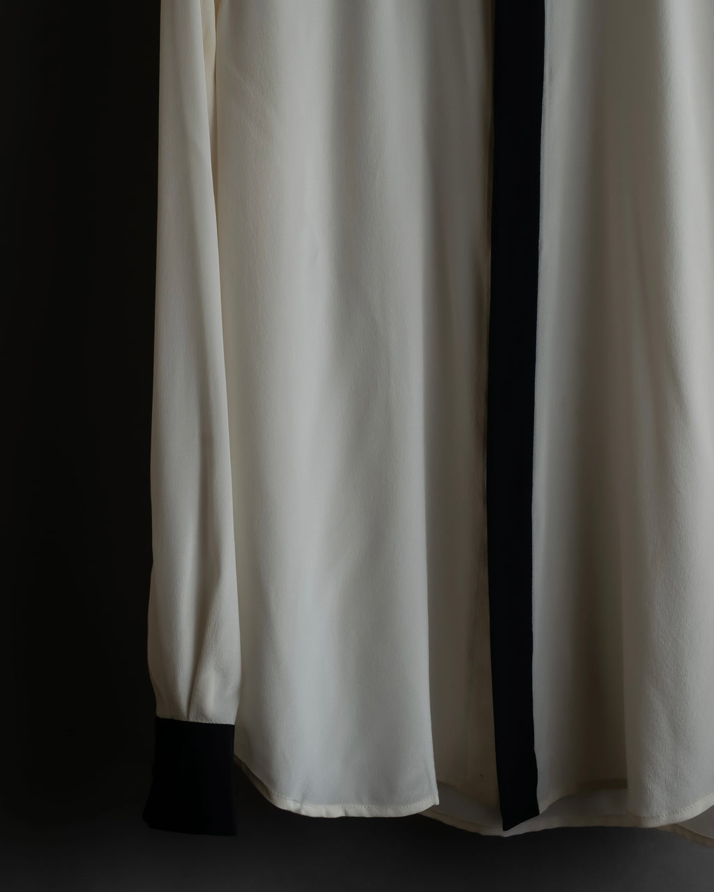 "Ralph Lauren" High density woven silk clerical shirt