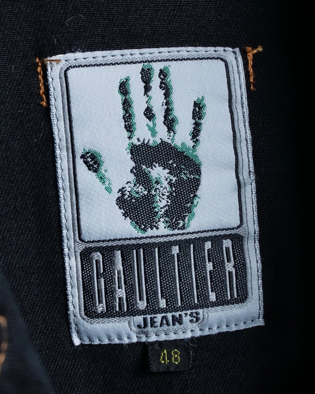 "JEAN PAUL GAULTIER JEANS"
Military detail stitching denim coat