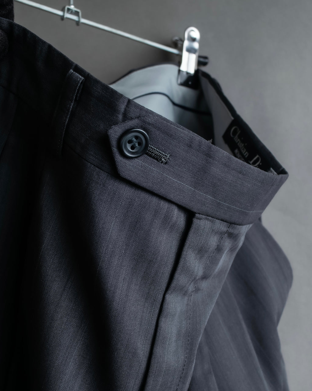 "CHRISTIAN DIOR MONSIEUR" Shadow stripe pattern classical formal detail set up