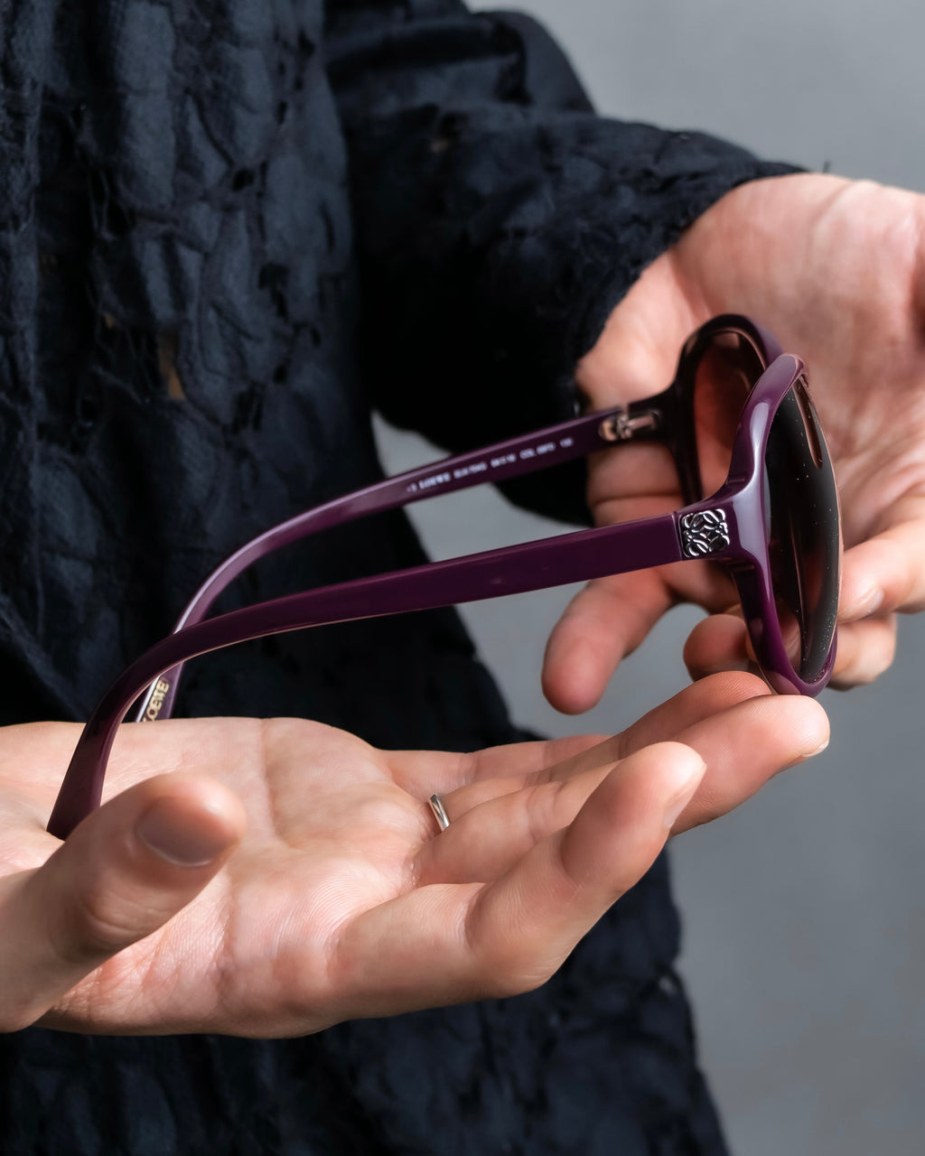 "LOEWE" Butterfly frame wine red sunglasses