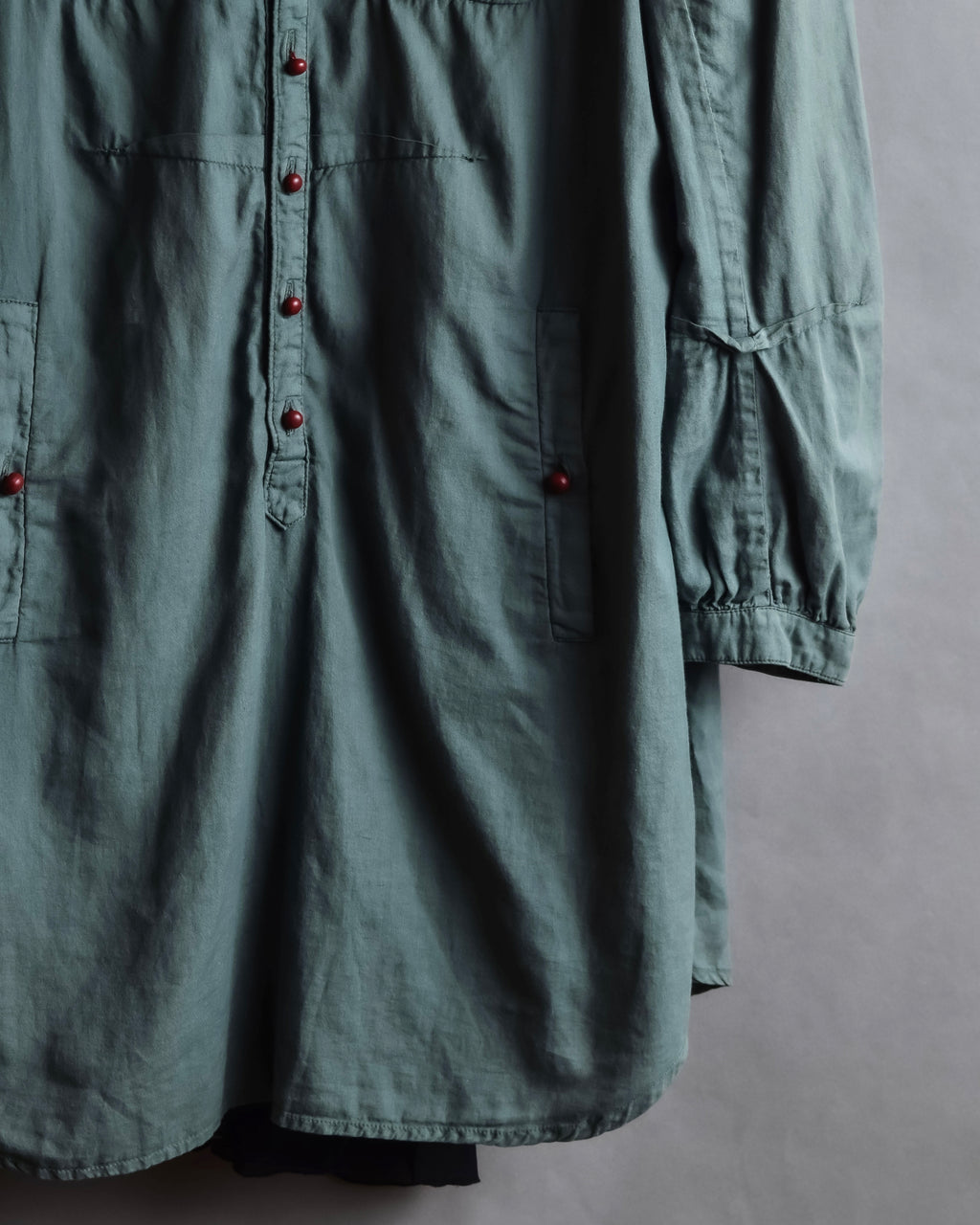 "UNDERCOVER" Raw edge frill design military-like shirt tunic