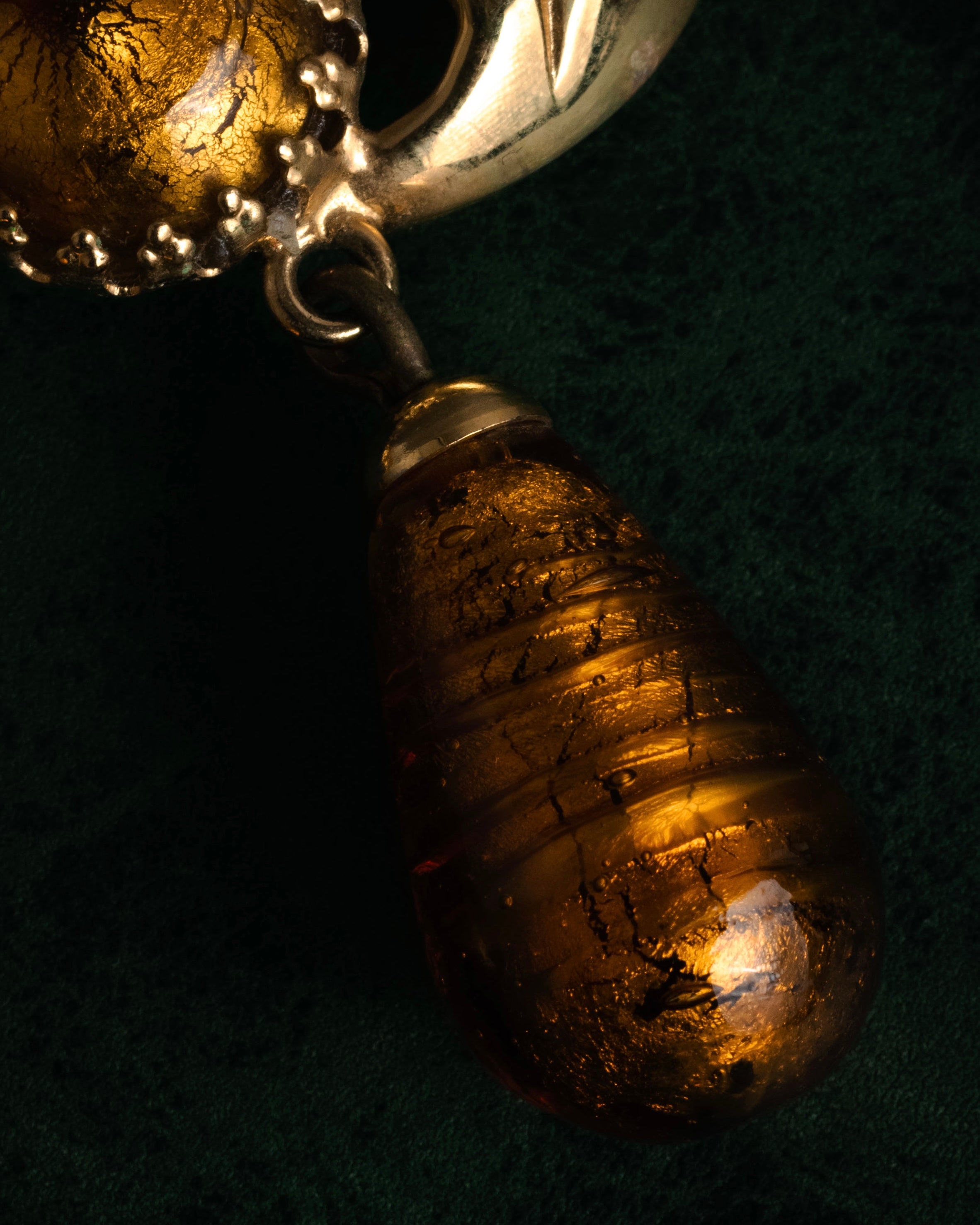 “GIANFRANCO FERRE“ 80’s-90’s Sculptural amber drop earrings