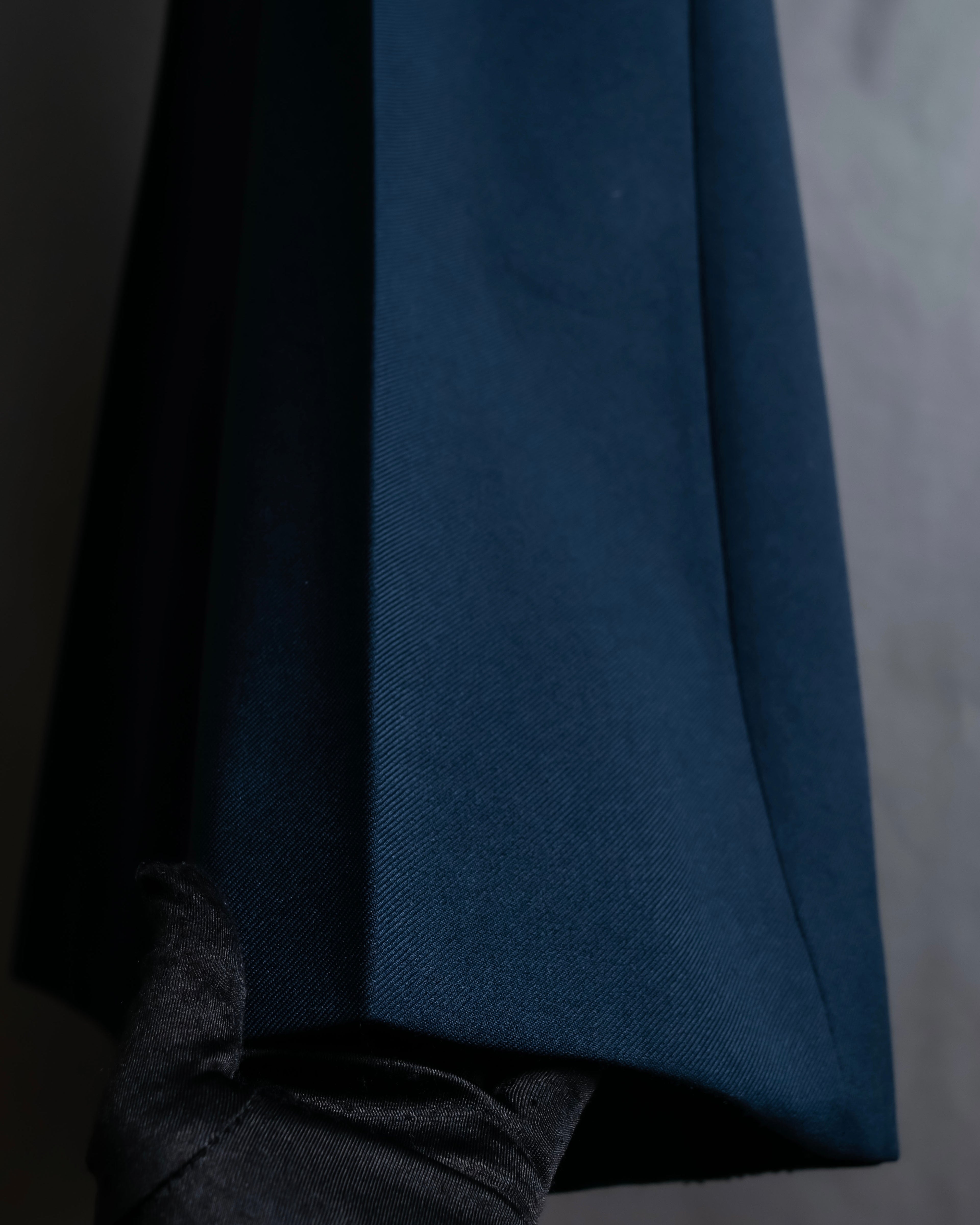 "GUCCI" Deep-tuck wool gently flared slacks