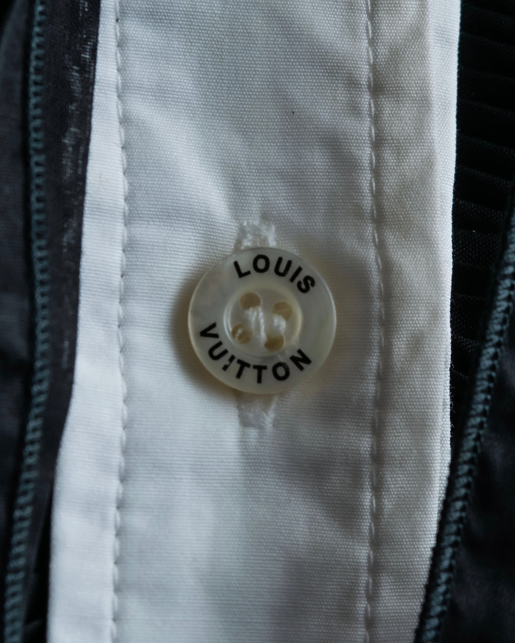 "LOUIS VUITTON" Ribbon frill design regular collar shirt