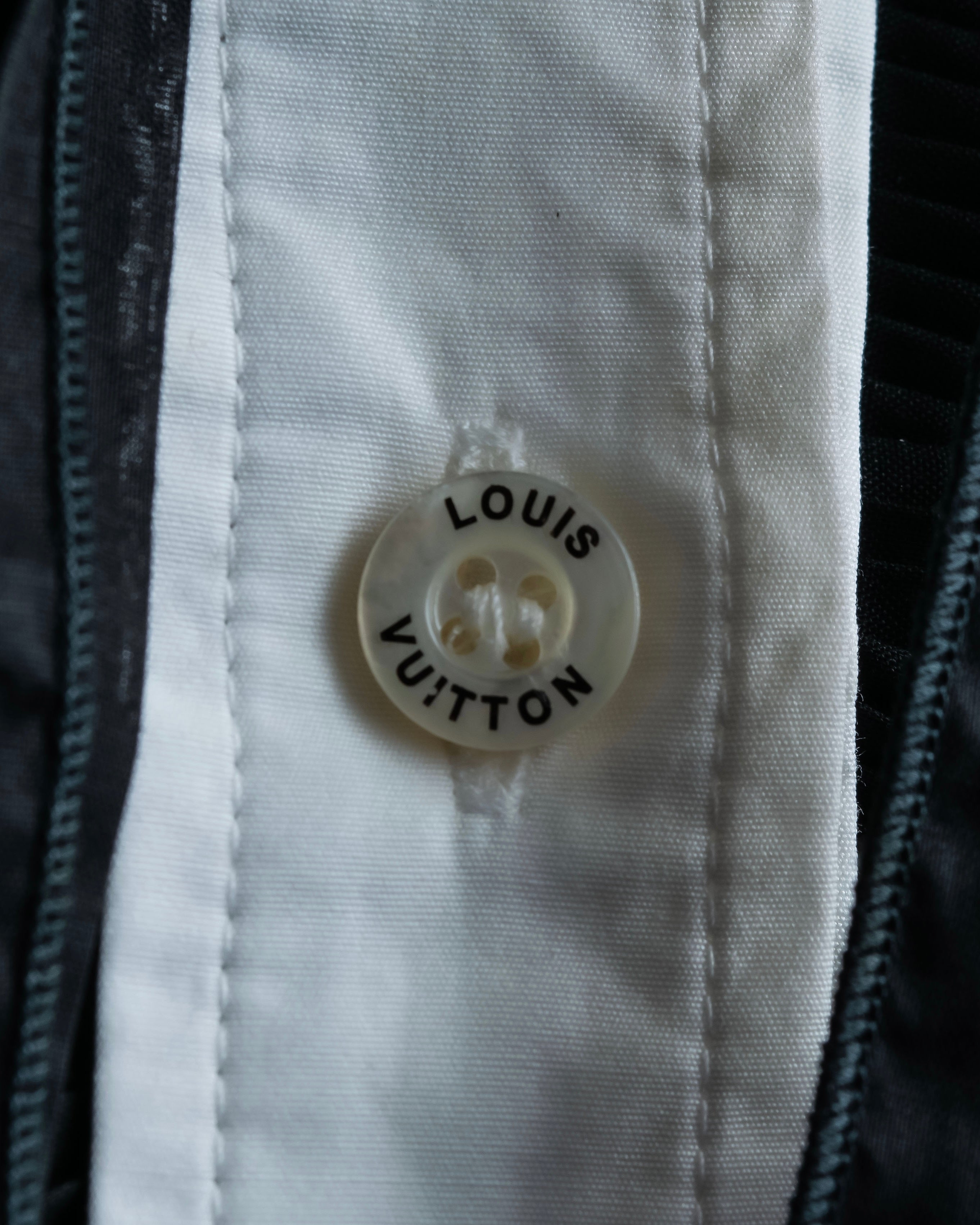 "LOUIS VUITTON" Ribbon frill design regular collar shirt