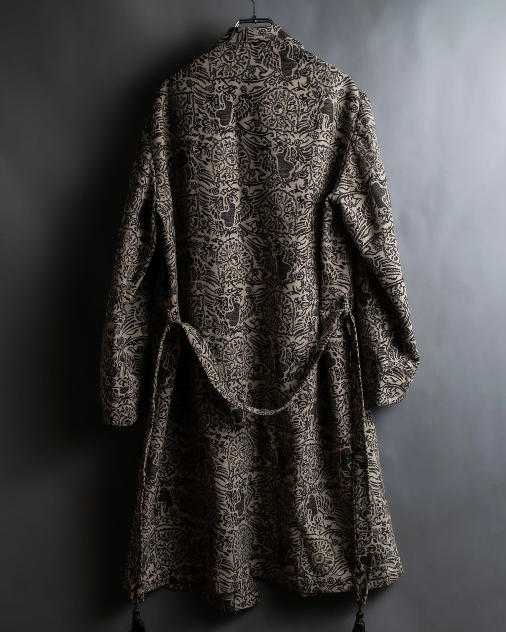 Vintage gobelin oversized gown coat