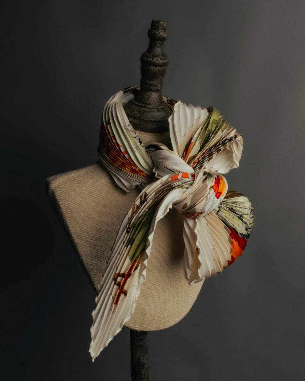 -SPECIAL- "Hermès" 90's-00's Accordion pleated scarf