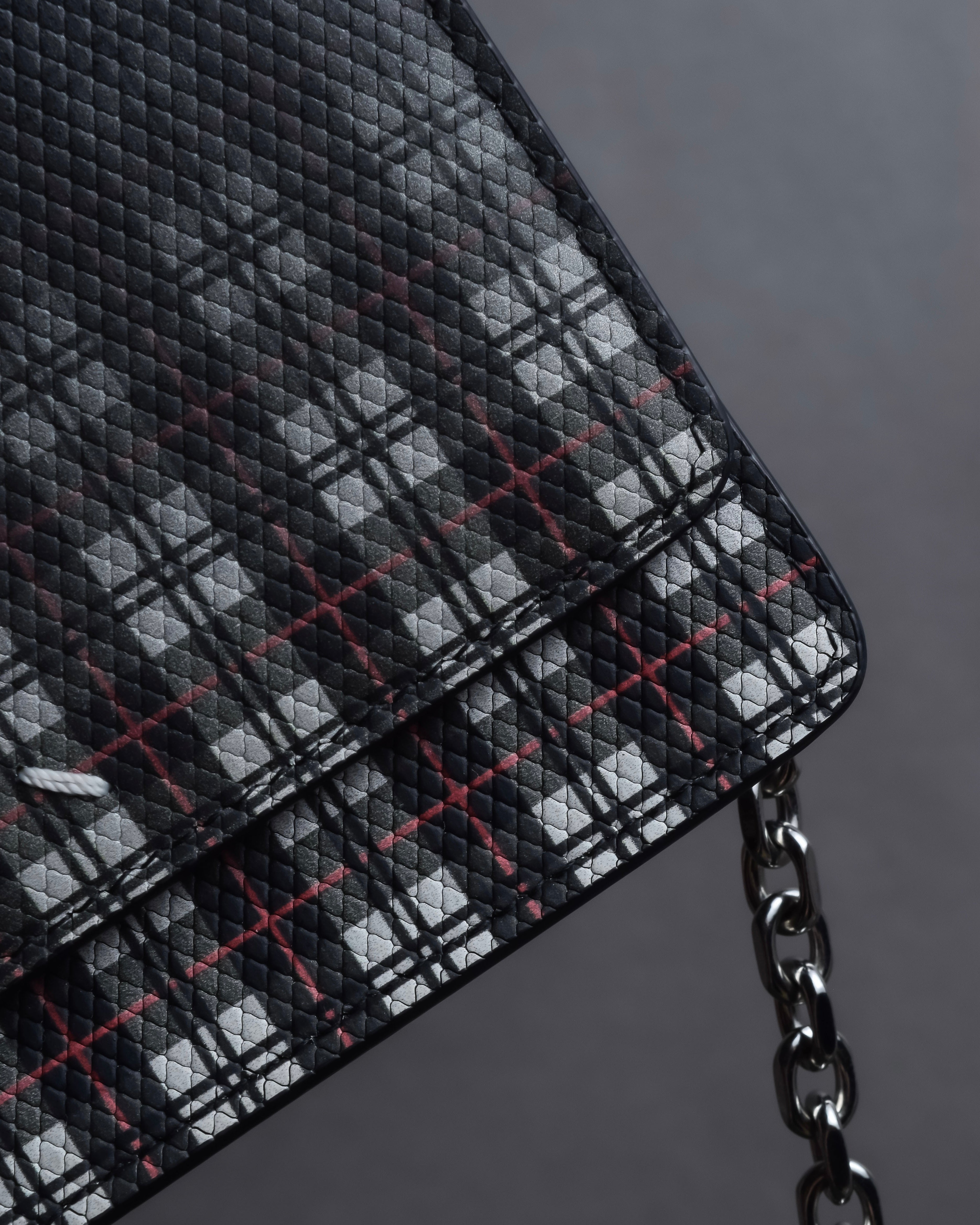 "MAISON MARGIELA" Check pattern gradient design chain shoulder leather wallet bag