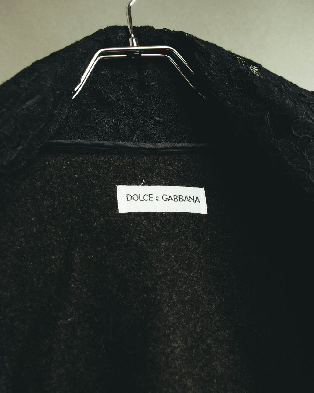 –SPECIAL– “DOLCE & GABBANA” 90’s Lace-trimmed shawl-collar wool robe coat