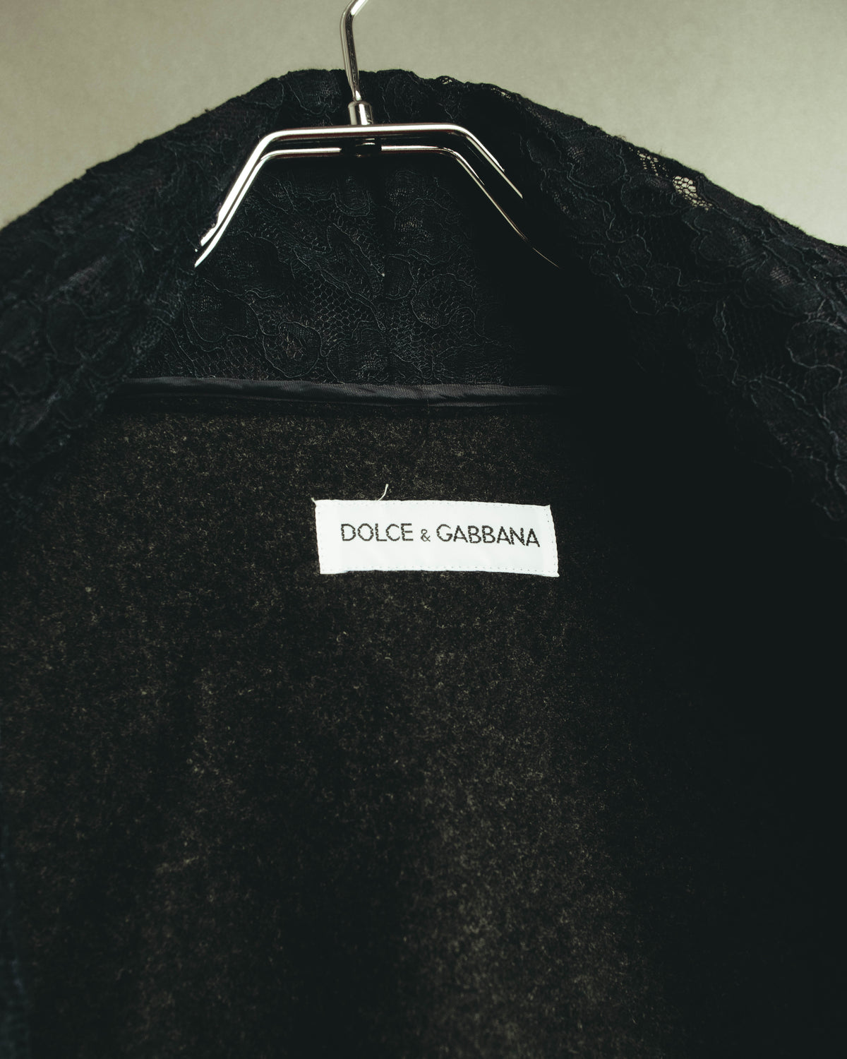 –SPECIAL– “DOLCE & GABBANA” 90’s Lace-trimmed shawl-collar wool robe coat