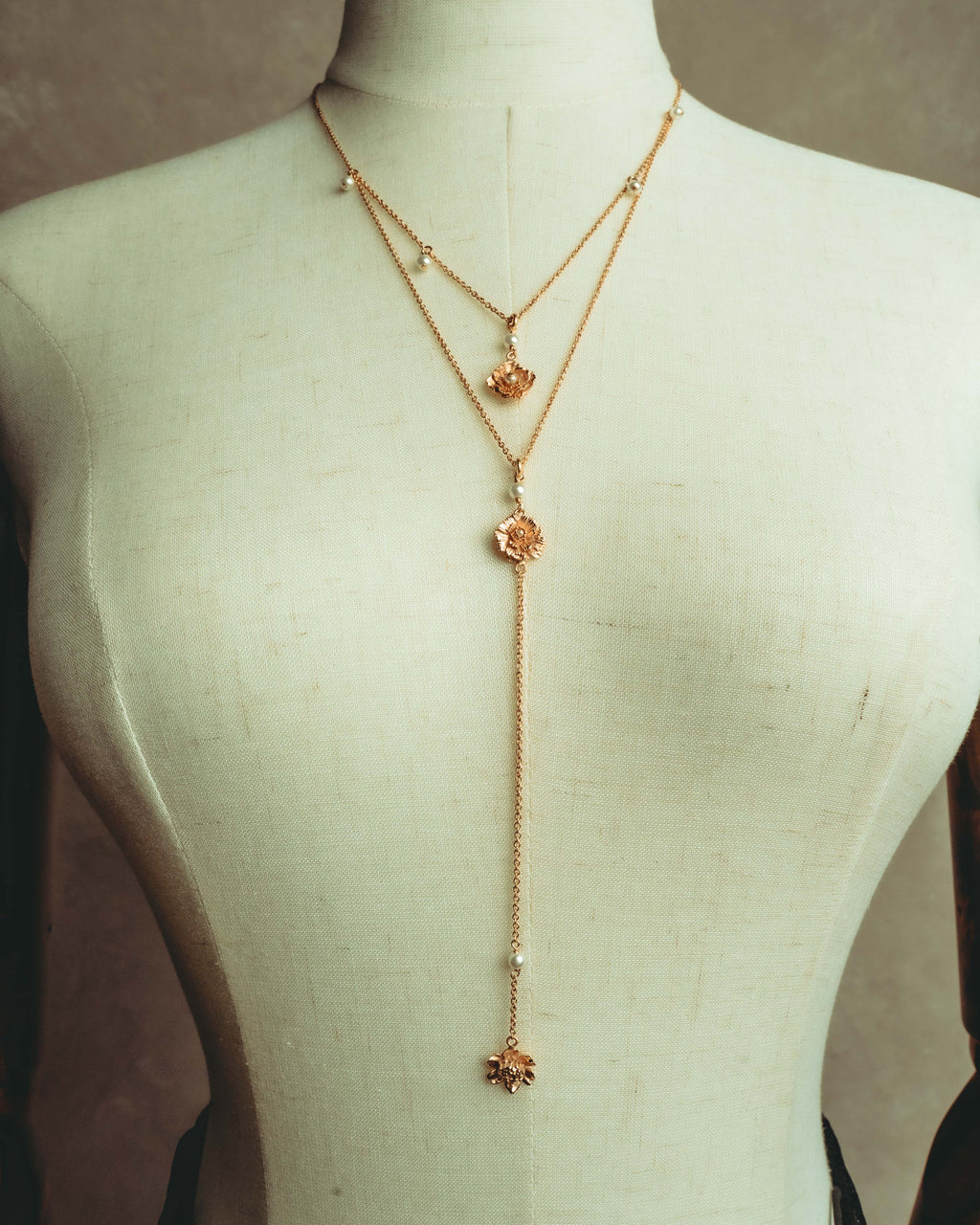 “Christian Dior” 2019-2025 Gold floral charm necklace with pearl accents