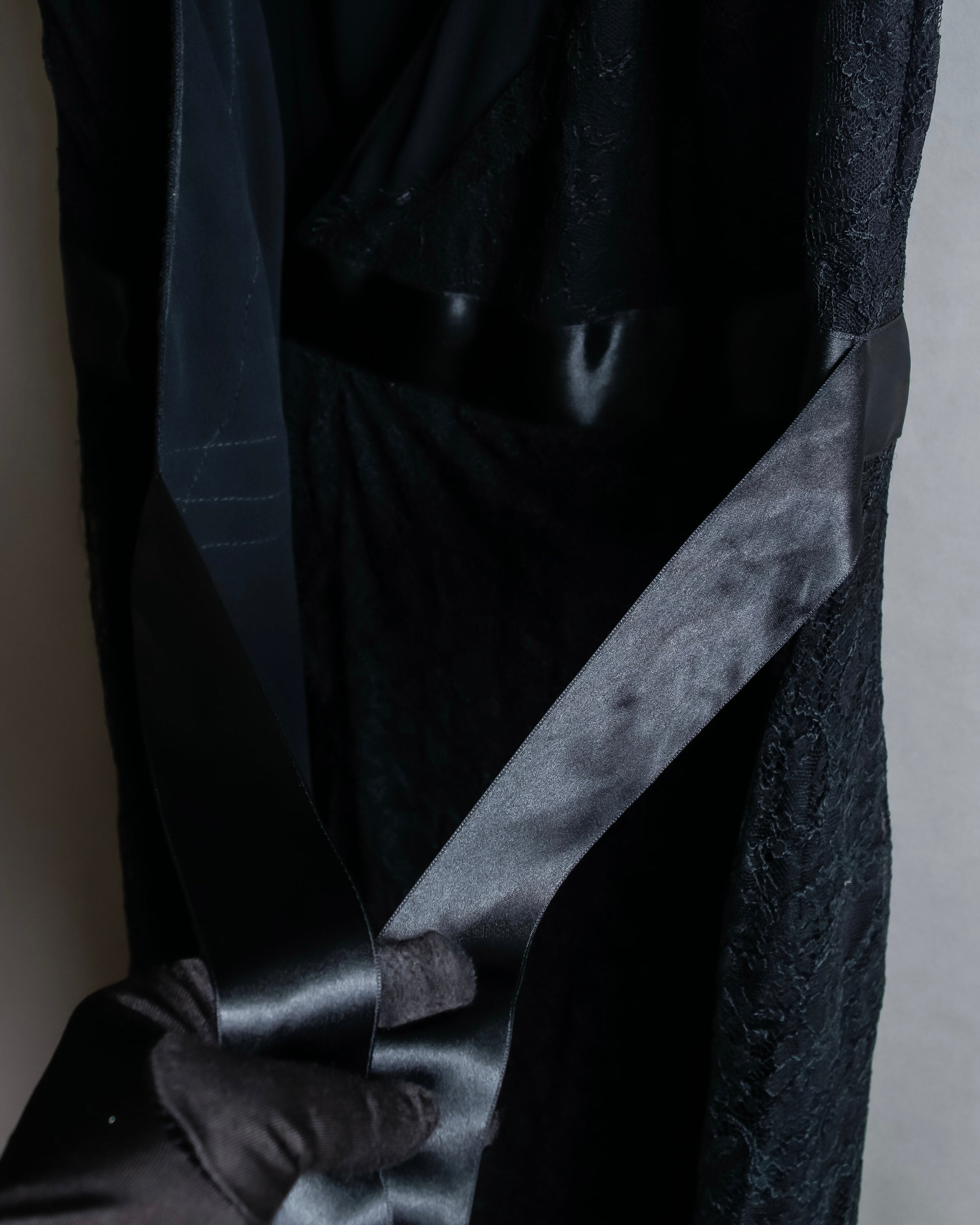 "RED VALENTINO"Ribbon belted design lace black dress