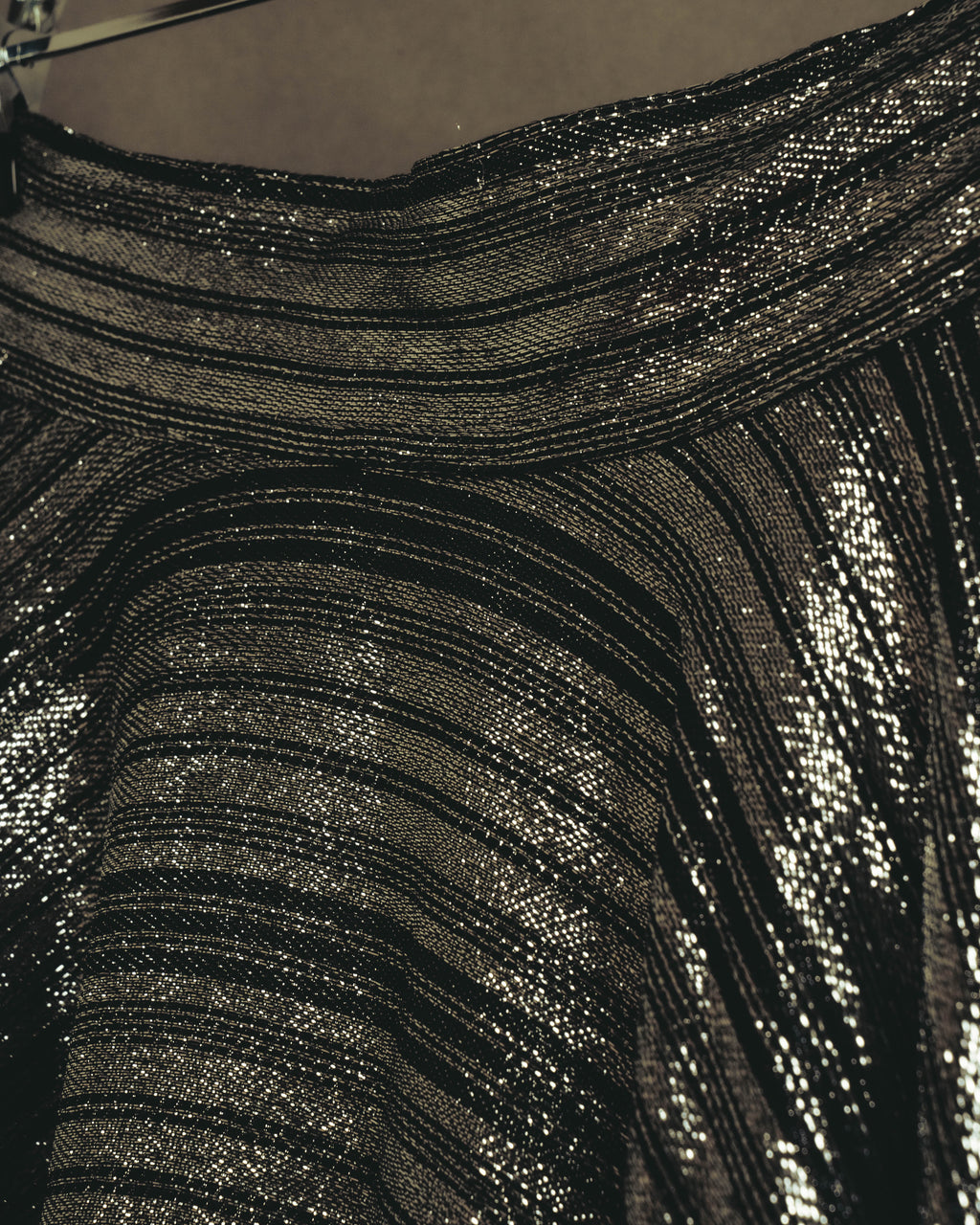 "ENRICO COVERI" 80's-90's Metallic flared maxi skirt