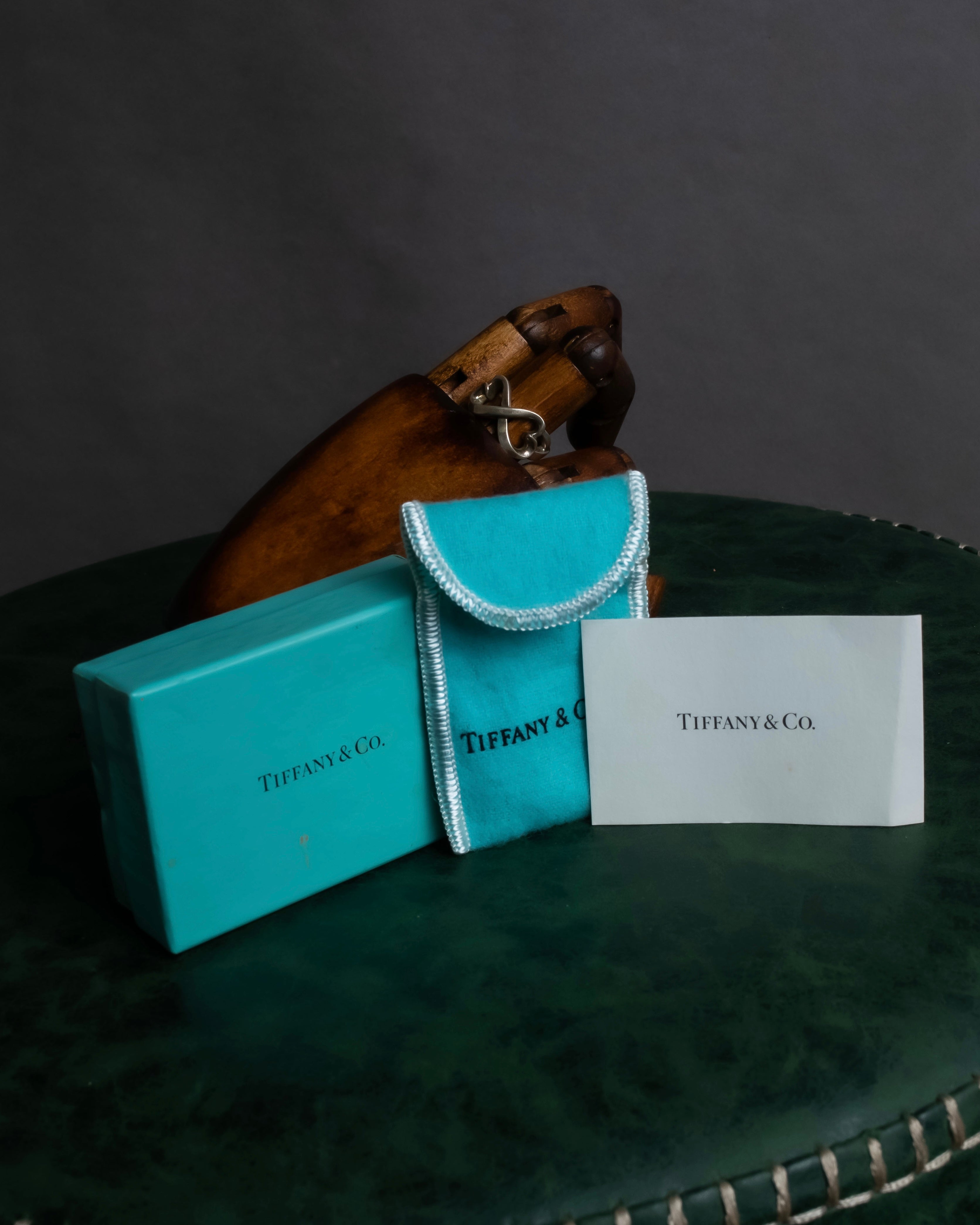 "Tiffany&Co" Double loving heart design silver ring