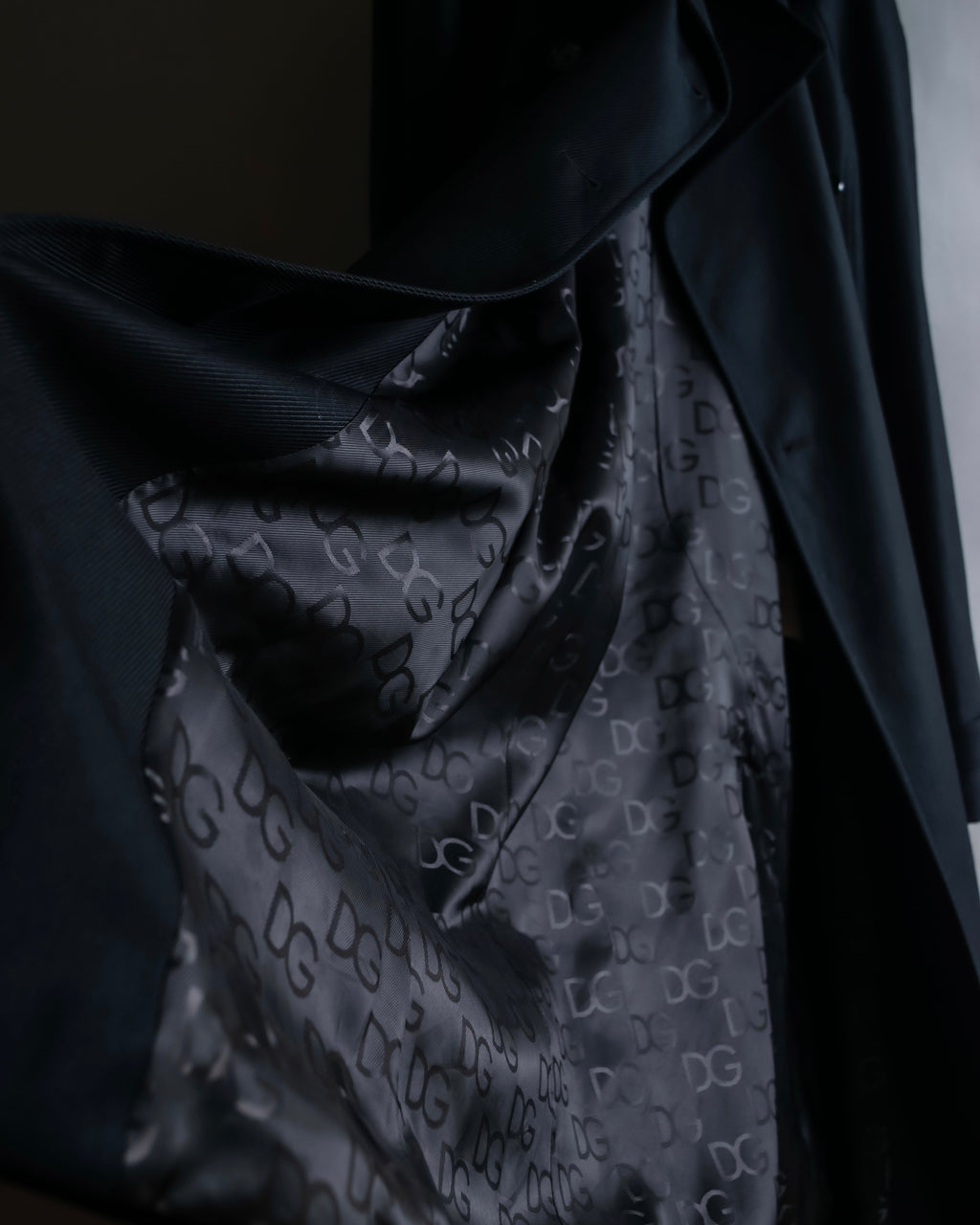 "Dolce &amp; Gabbana" Double-breasted belted mid length trench coat