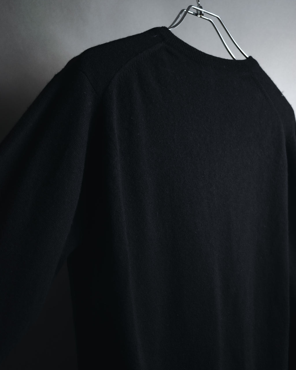 "CELINE" 90’s scottish cashmere v neck knit