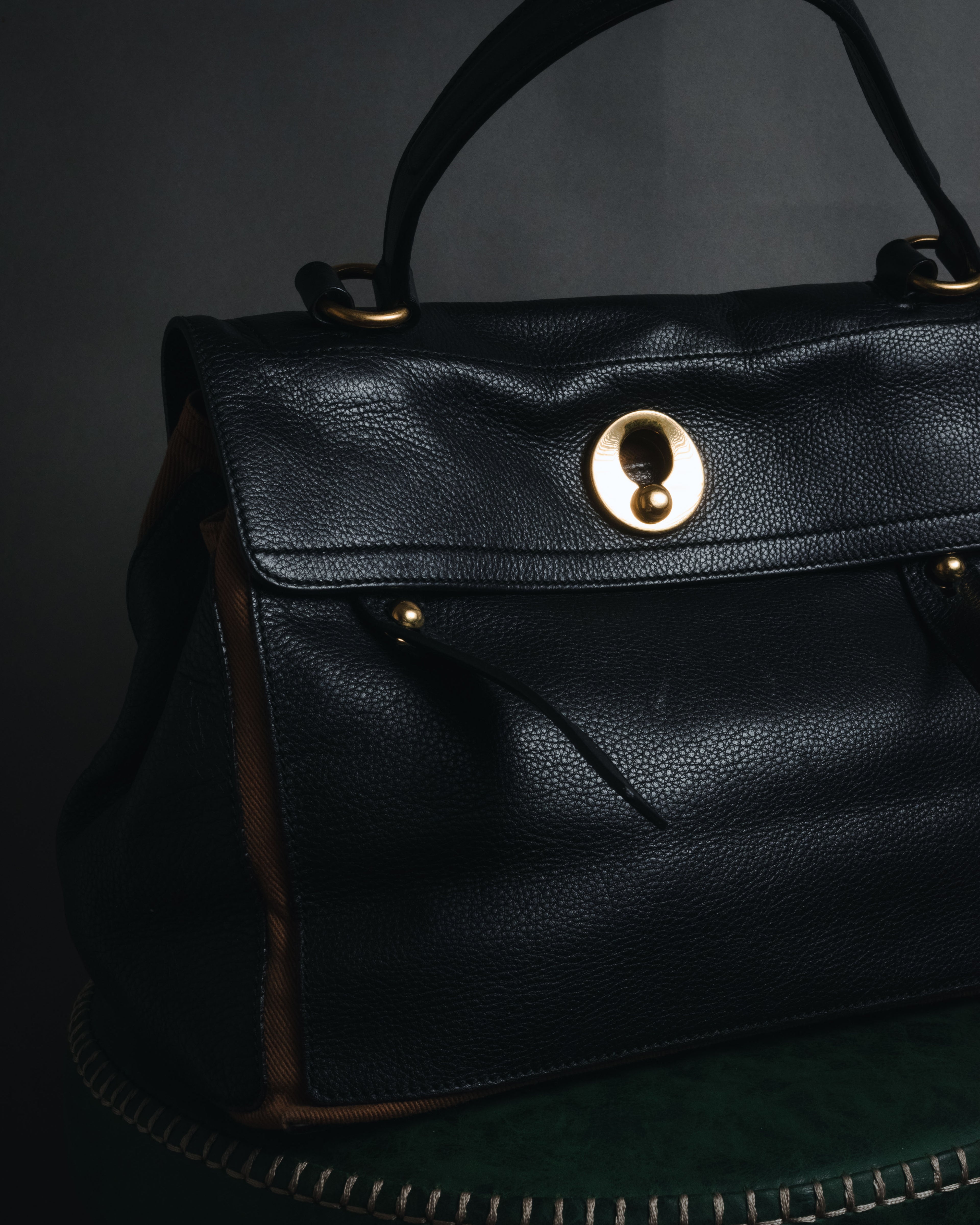 "YVES SAINT LAURENT" 2008-2012 Muse to icon clasp leather and canvas top handle bag