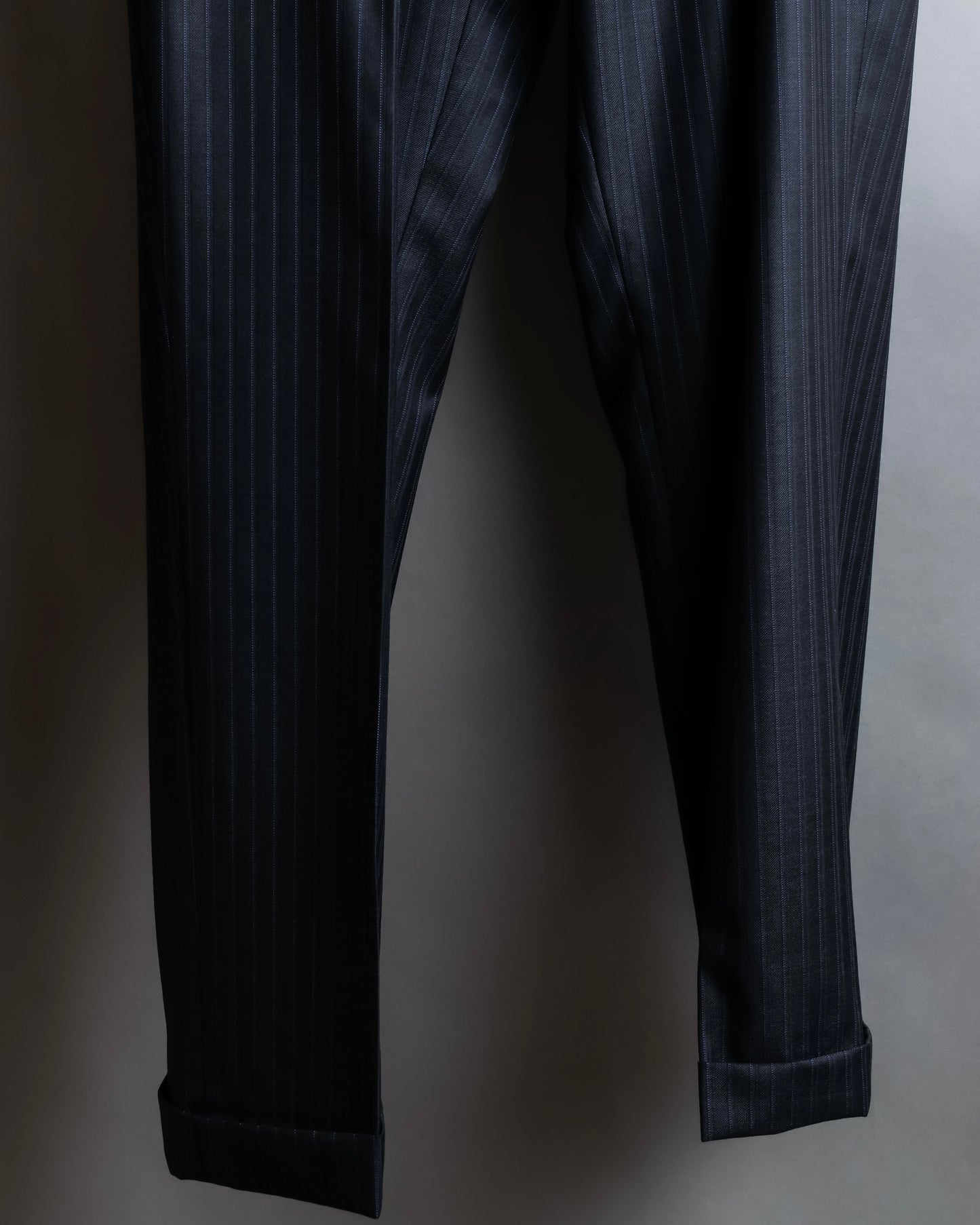 "BURBERRY" 2B tailored jacket & tapered silhouette slacks pinstripe pattern set up