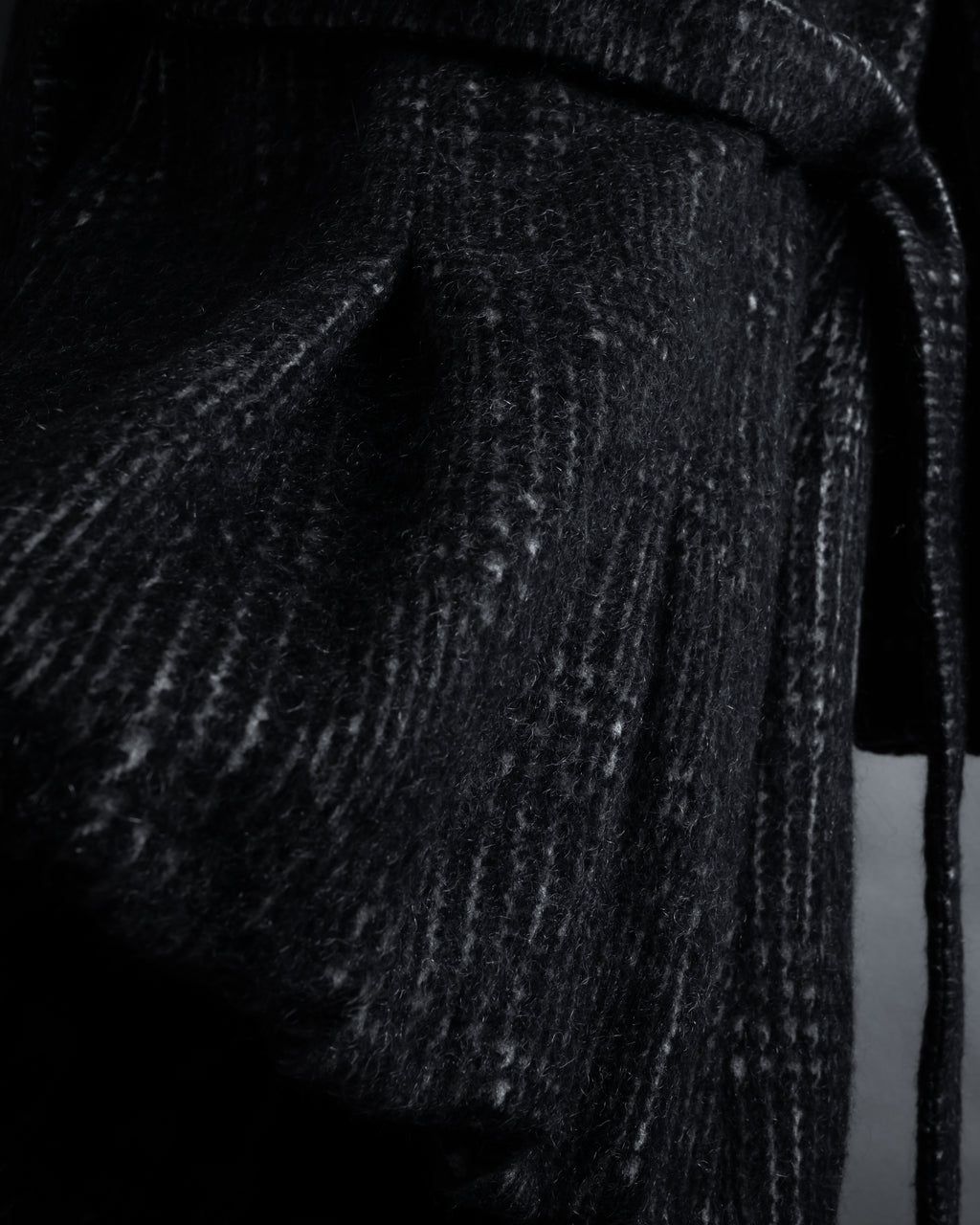 “MAX&Co.” Double-breasted houndstooth tweed coat