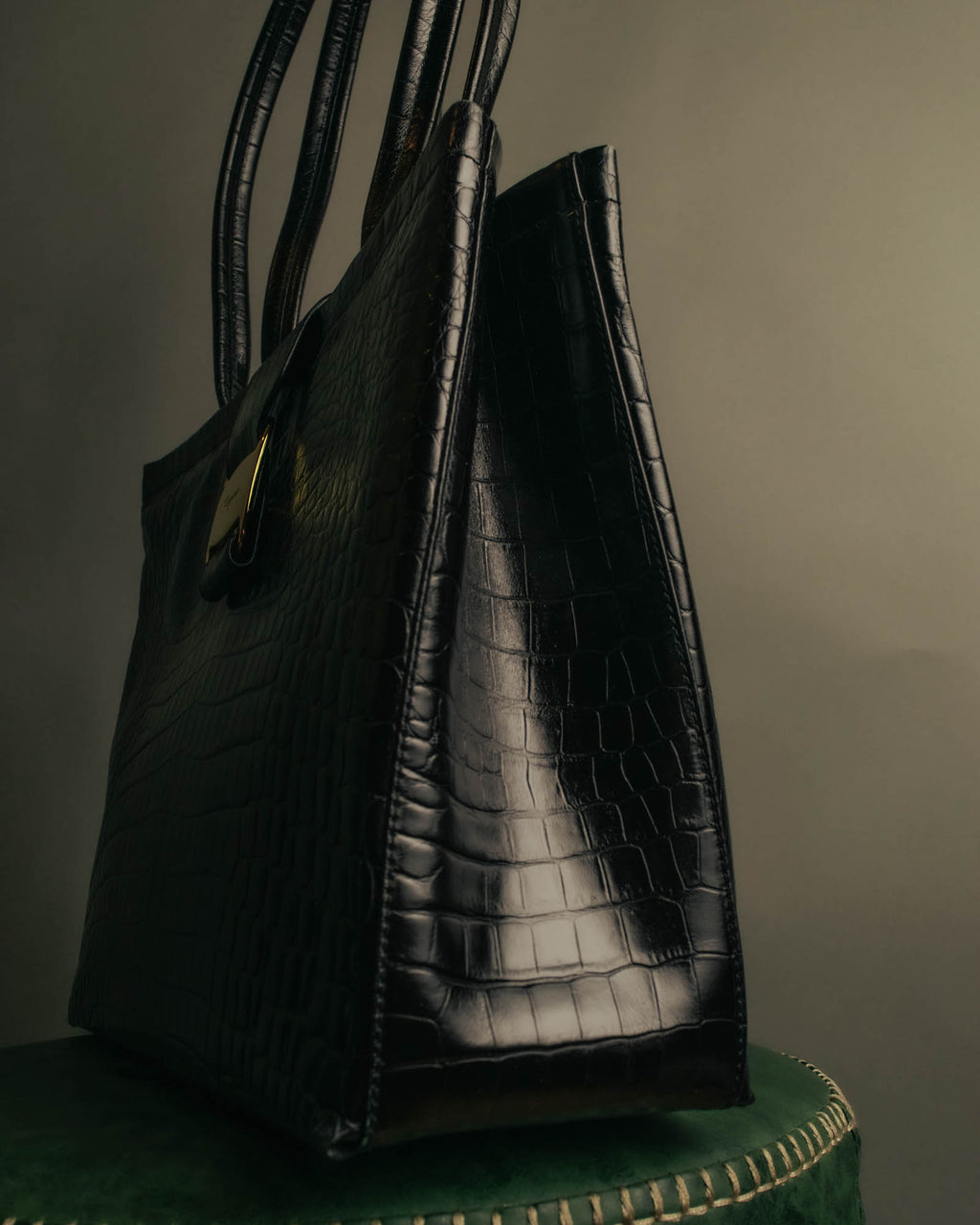 “Salvatore Ferragamo” 90’s-00’s crocodile embossed structured tote bag