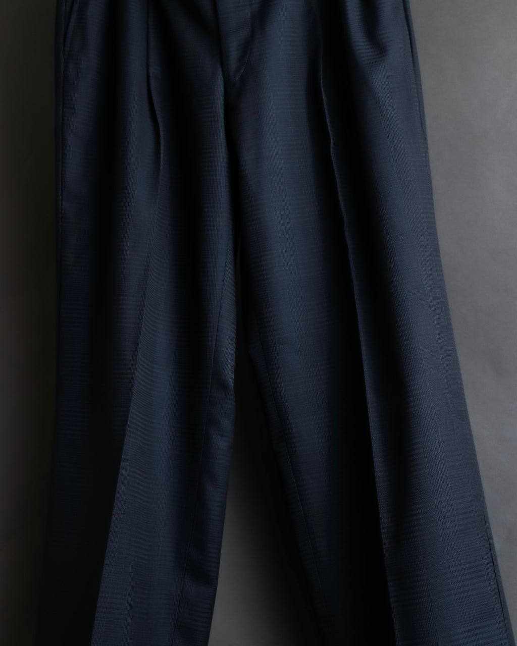 "CHRISTIAN DIOR MONSIEUR"
Shadow check pattern structured set up