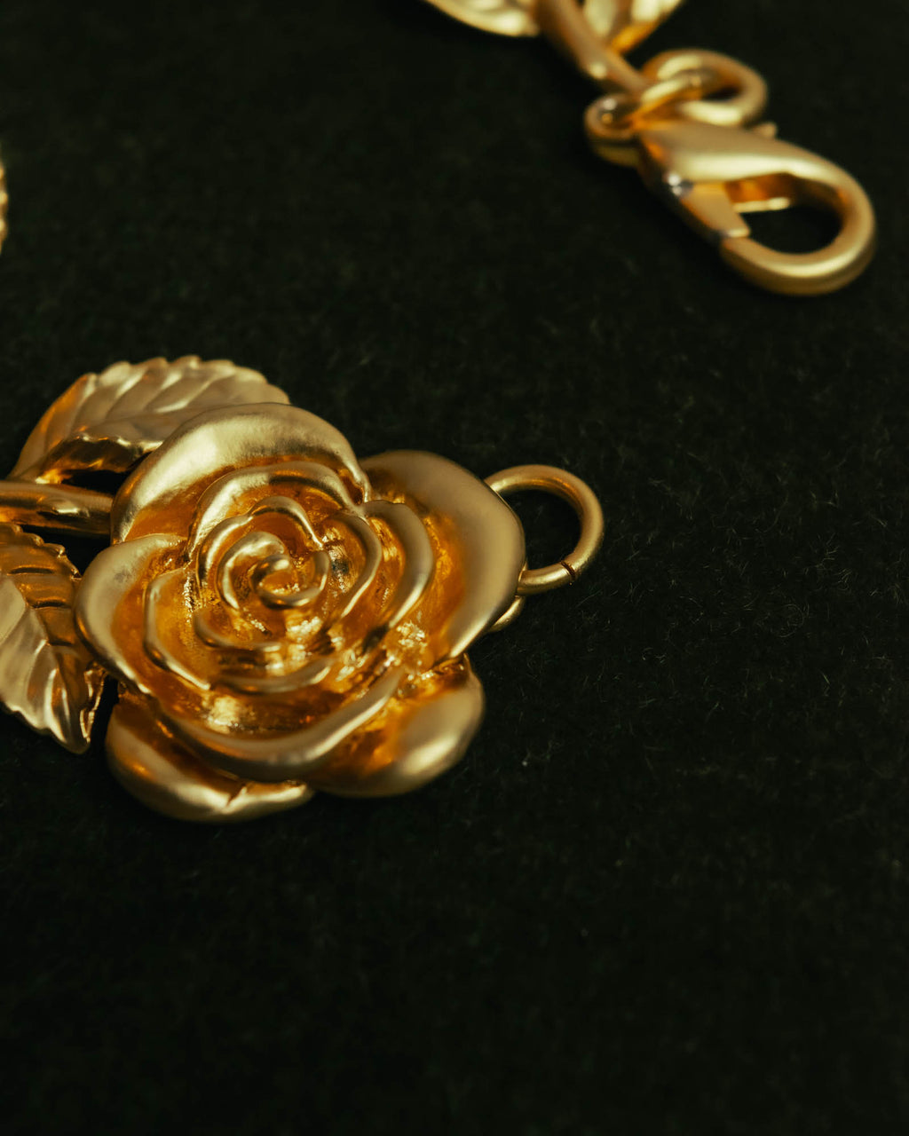“KENZO” 90’s-00’s sculptural rose motif bracelet