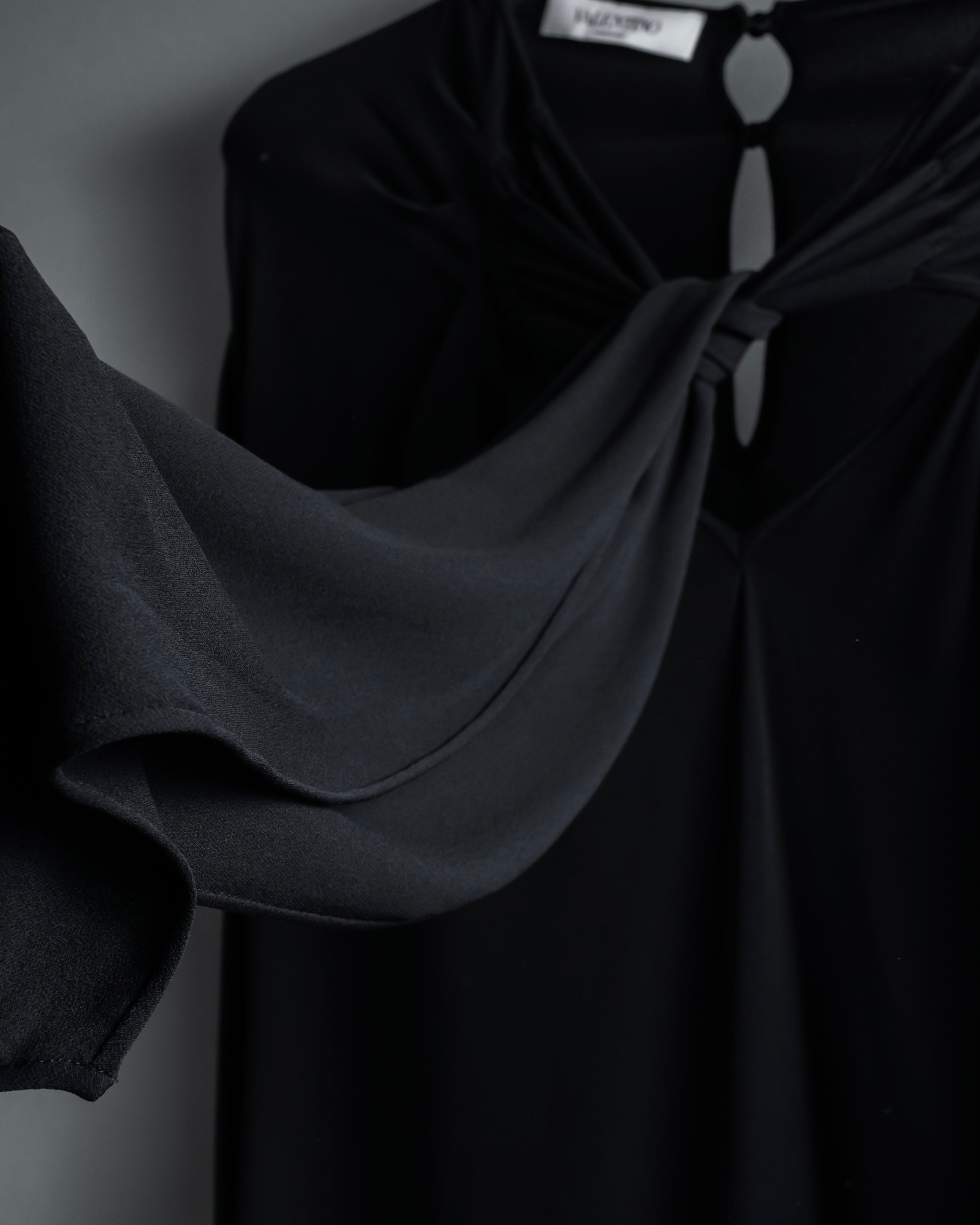 "VALENTINO" 2020-21 Gathered design bow tie skipper silk pullover