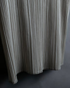 "PLEATS PLEASE ISSEY MIYAKE" Off-white tank top