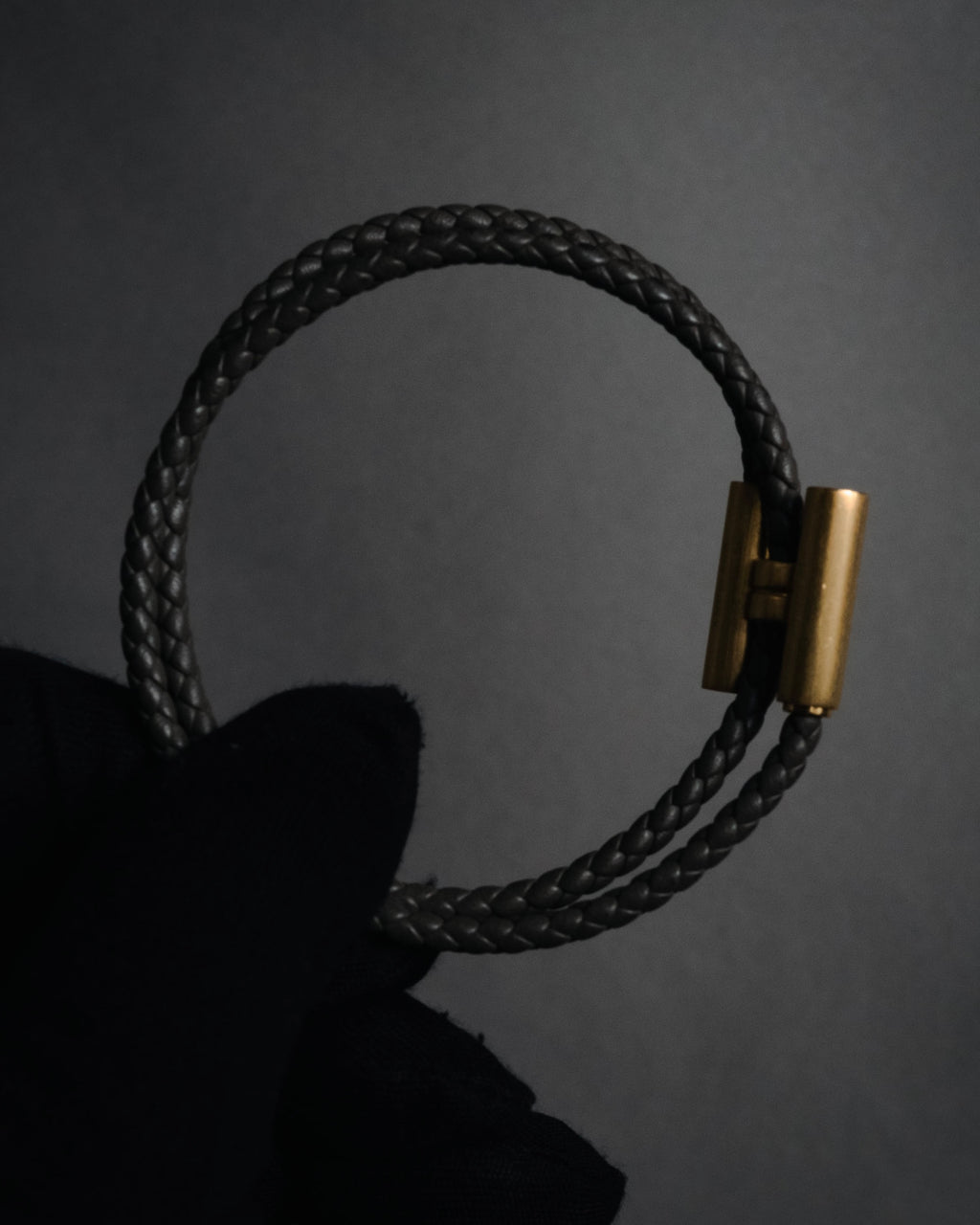 "HERMES" 10’s-20’s Tresse leather H clasp bracelet