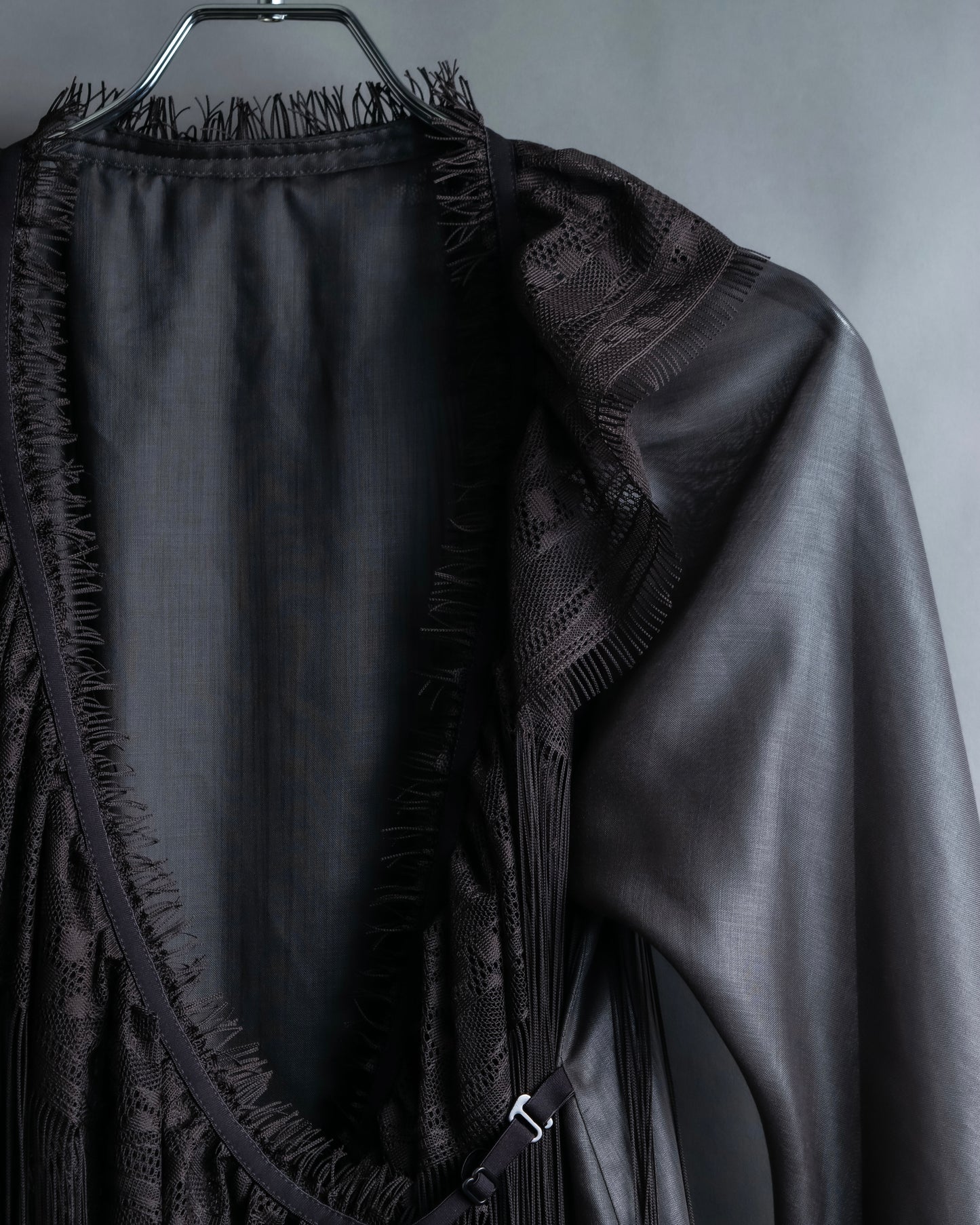 "ISSEY MIYAKE" Fringe design embroidered jacket