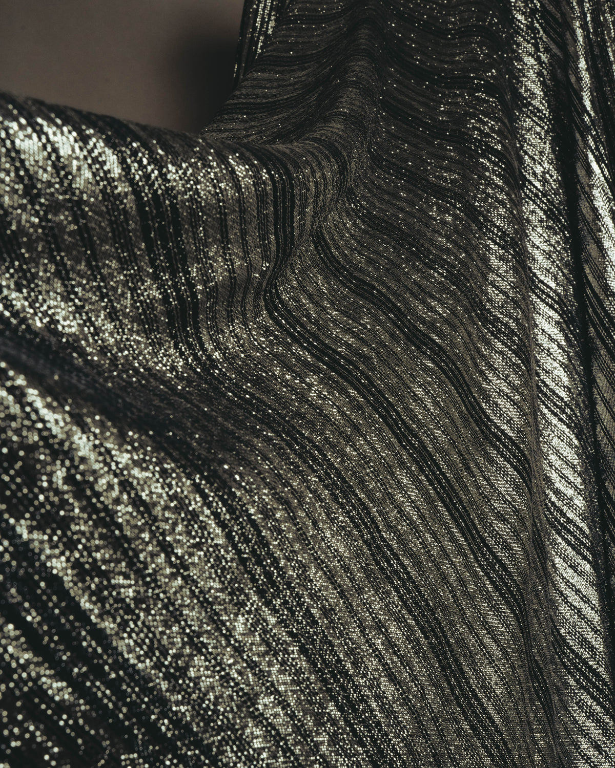 "ENRICO COVERI" 80's-90's Metallic flared maxi skirt