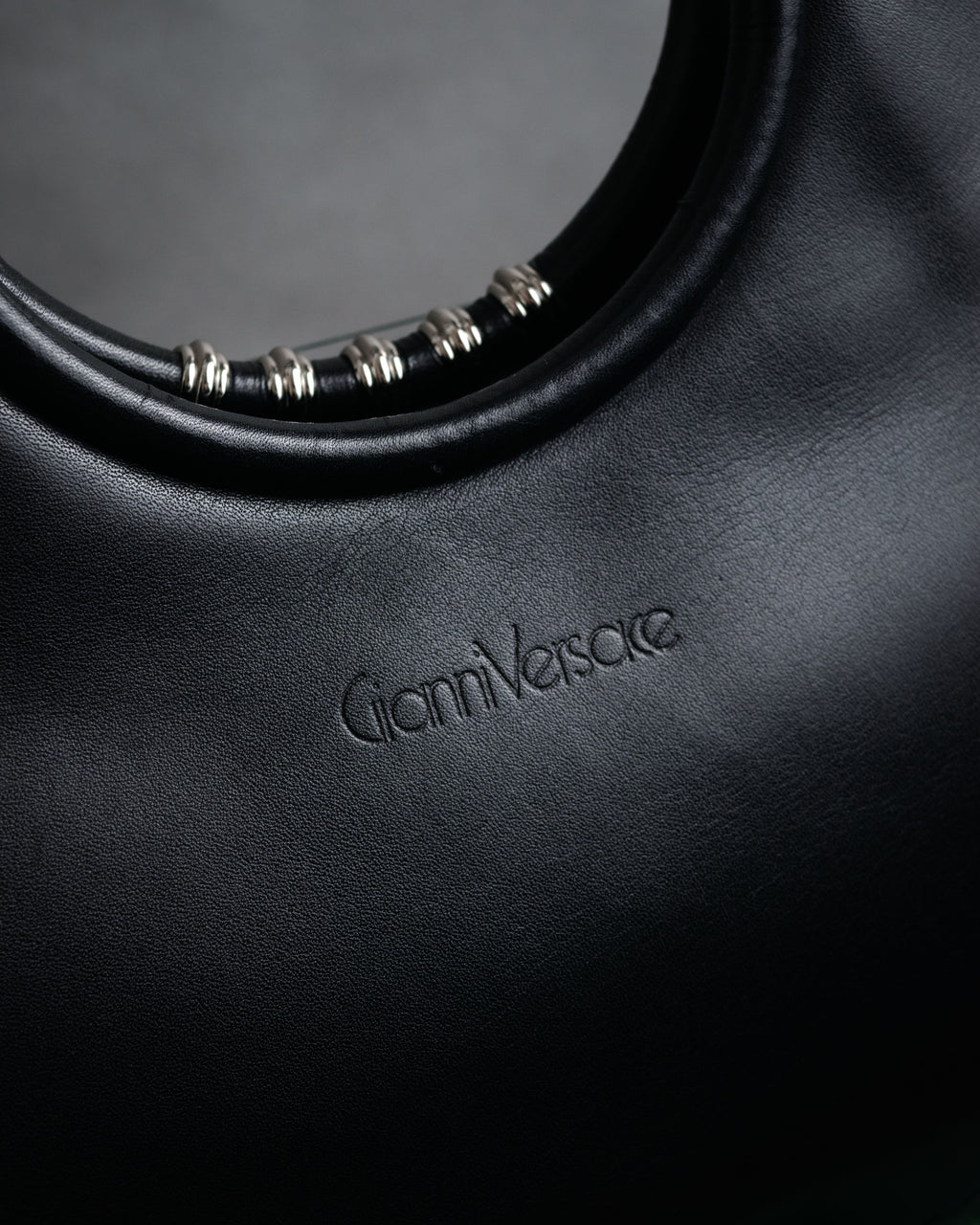 “Gianni Versace” 90’s Half moon ring handle leather bag