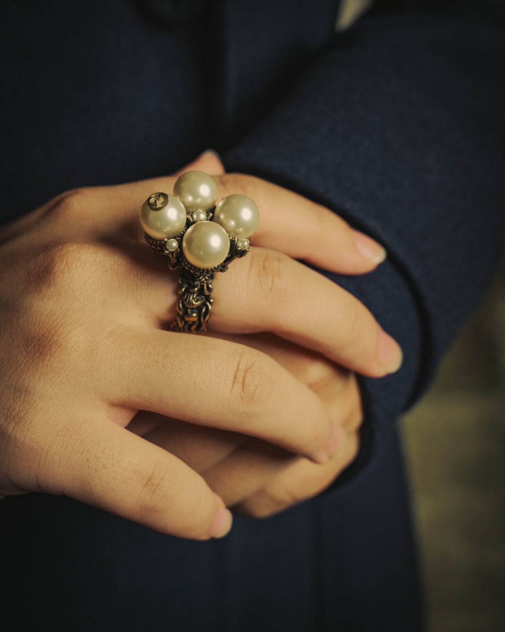 -SPECIAL- "GUCCI" 2015-2022 Pearl cluster sculptural statement ring