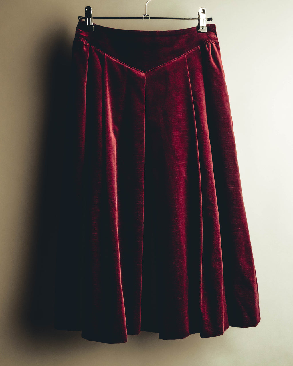 -SPECIAL- "Christian Dior" 80's-early 90's Burgundy velvet pleated skirt
