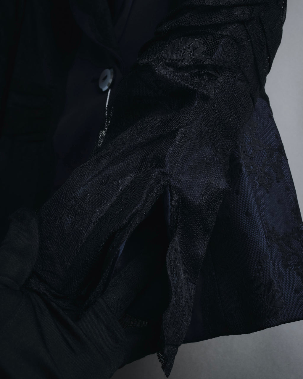 "ARMANI COLLEZIONI" Sheer lace layered tailored jacket