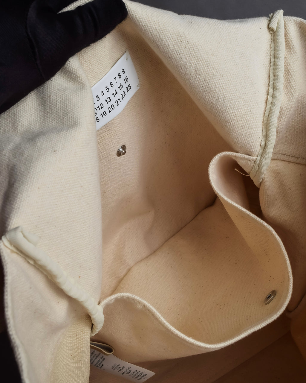 "MAISON MARGIELA" Atelier 75011 design canvas large bag