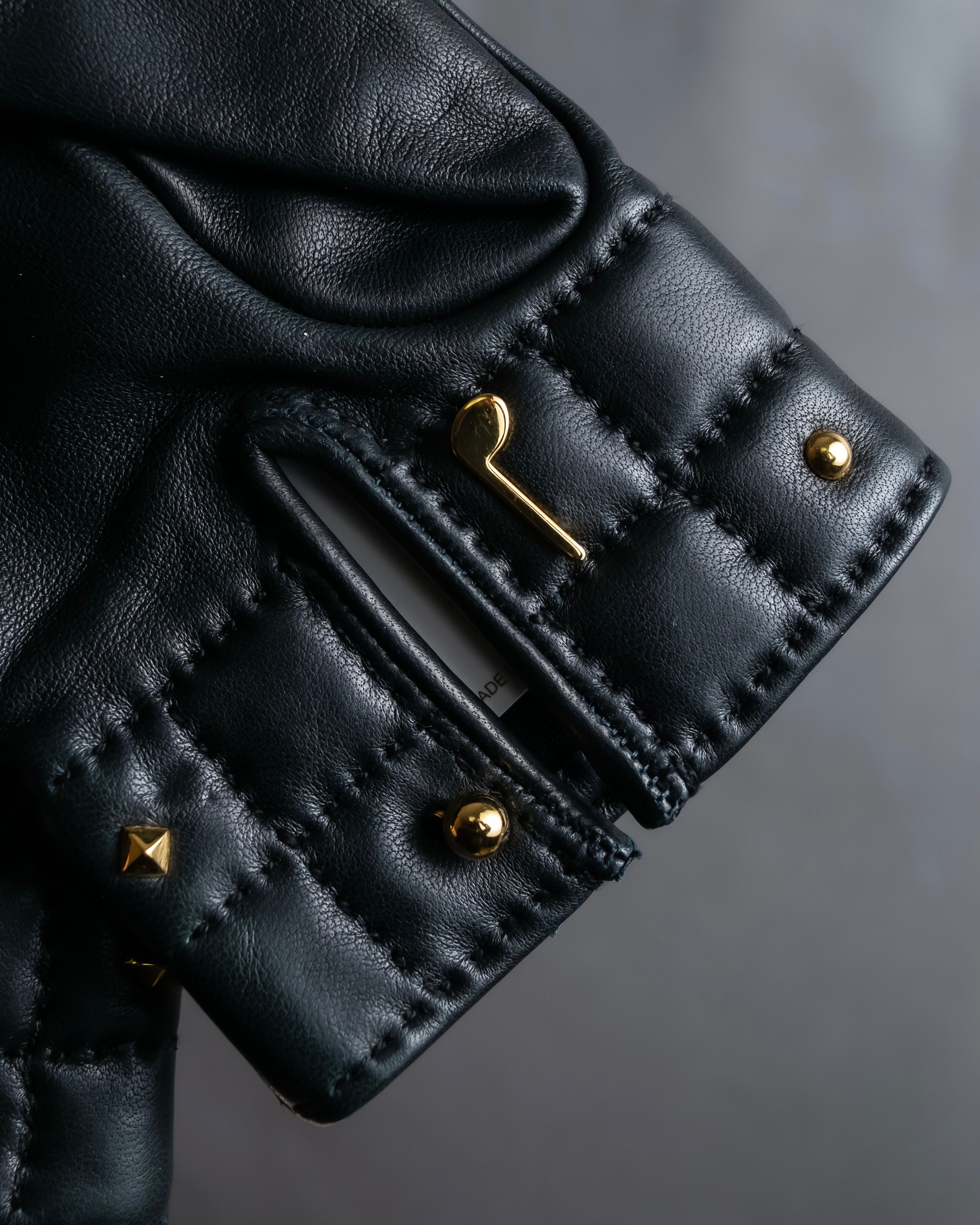 "HERMES" H logo＆gold stud design leather gloves