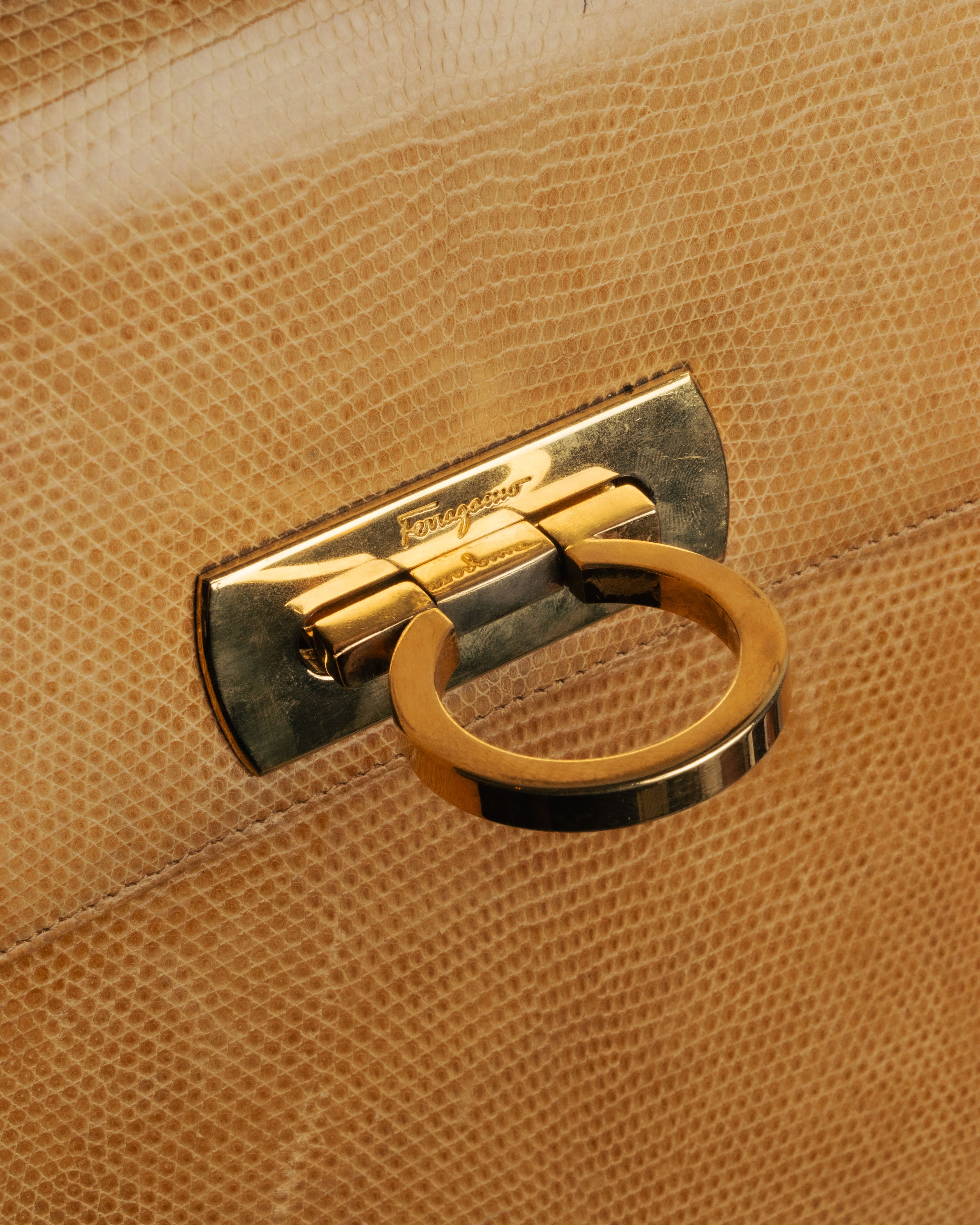 -SPECIAL- “Salvatore Ferragamo” 90’s lizard leather gancini 2way flap bag