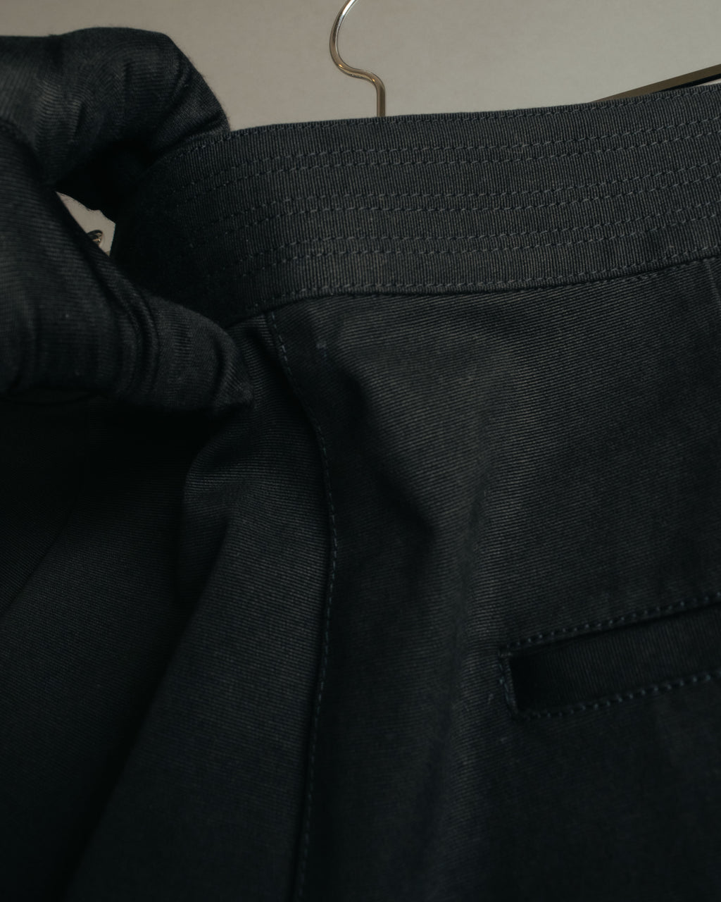 “CHANEL” 2004 Spring grosgrain straight trousers