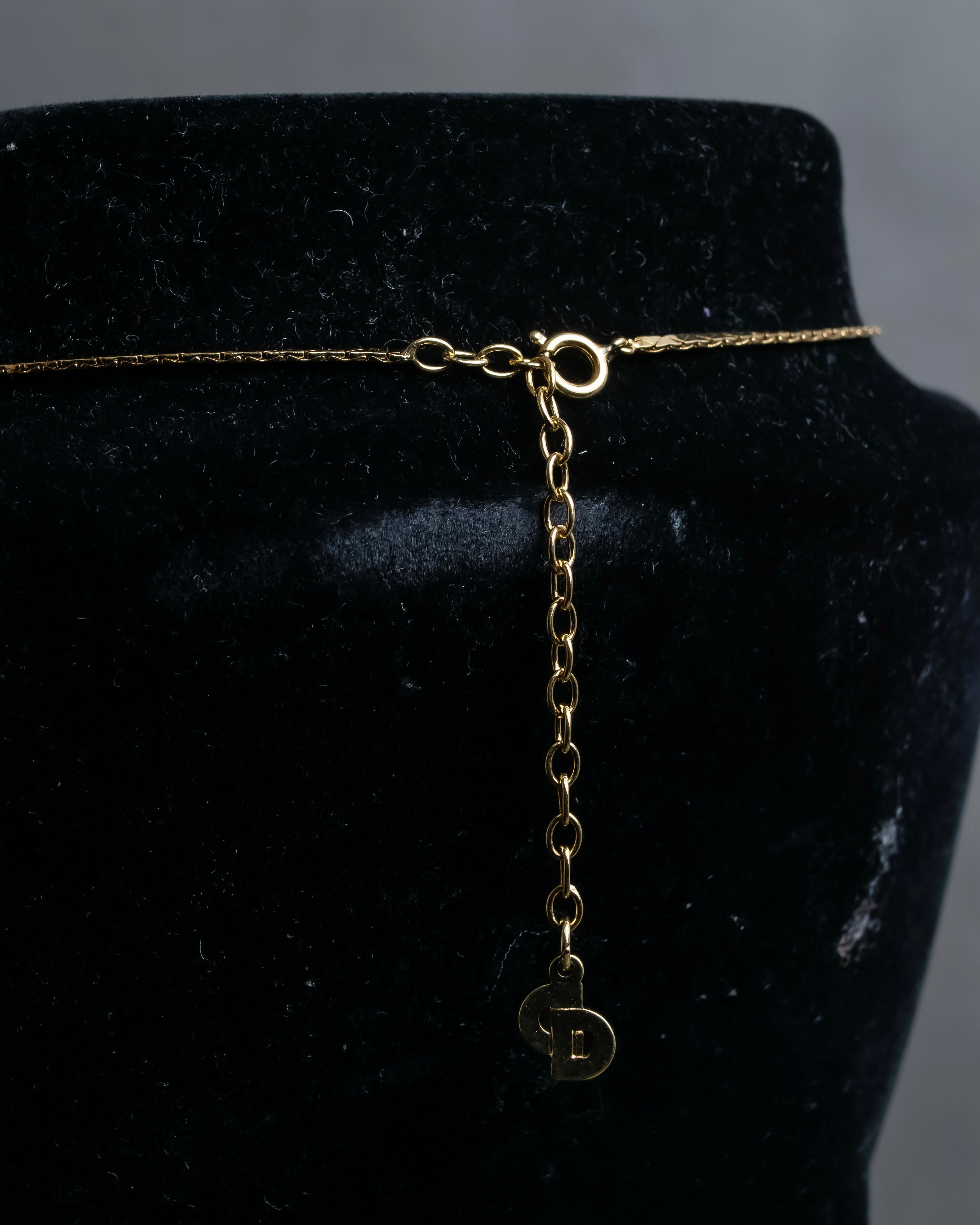 "Christian Dior" Pearl &amp; rhinestone bijou design vintage necklace