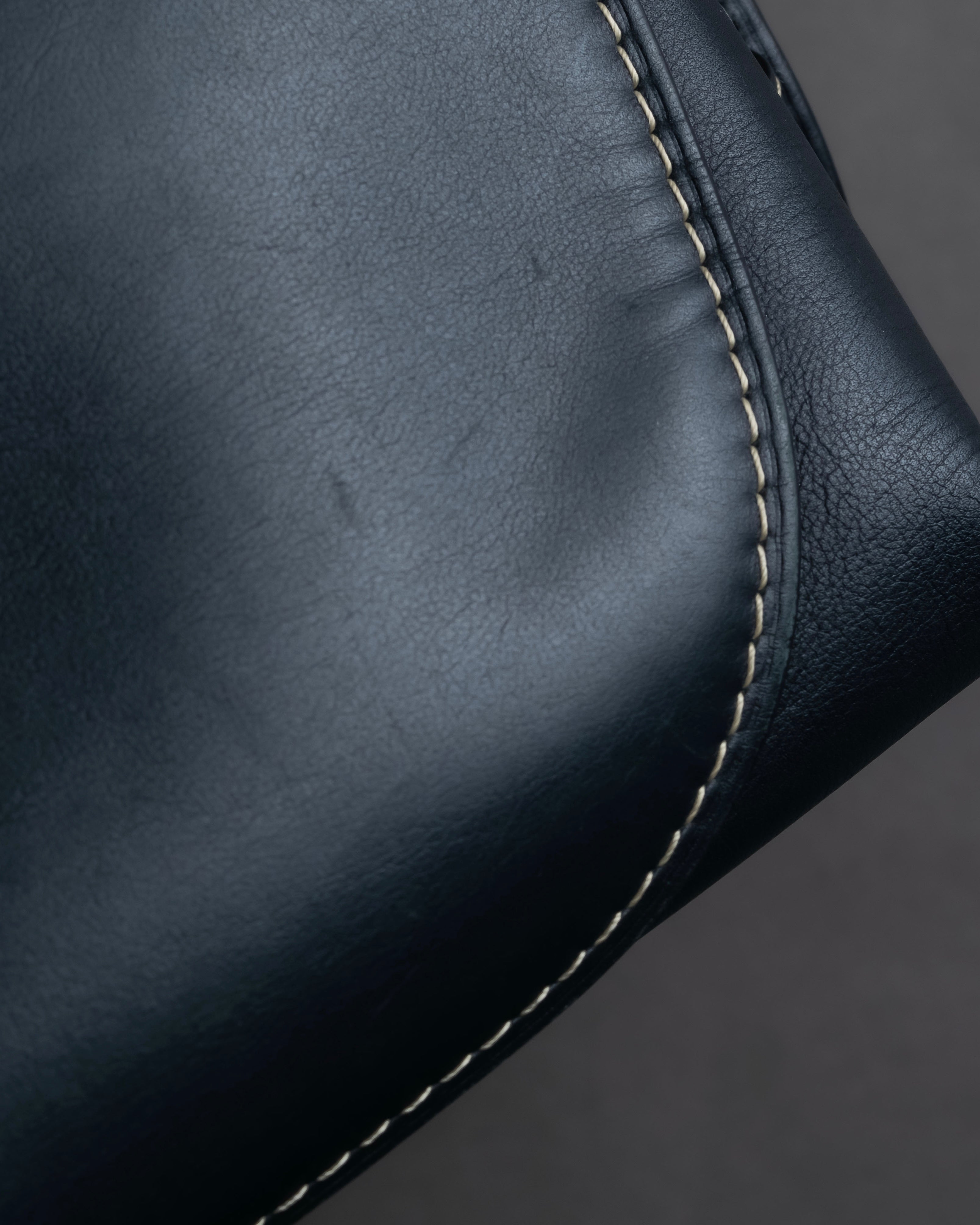 "LOEWE" Gate top handle 2way leather bag