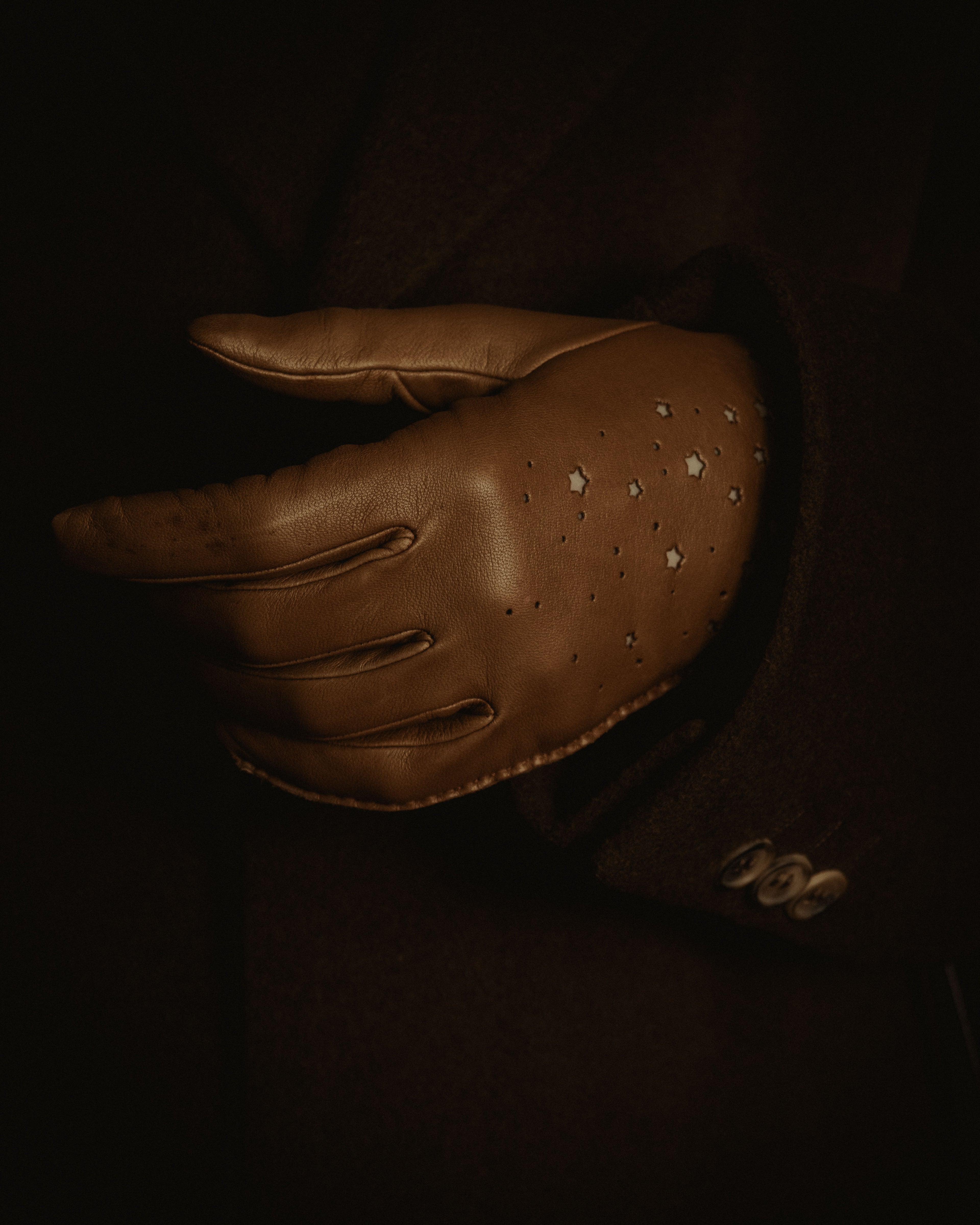 –SPECIAL– "HERMES"
Star perforated leather dress gloves