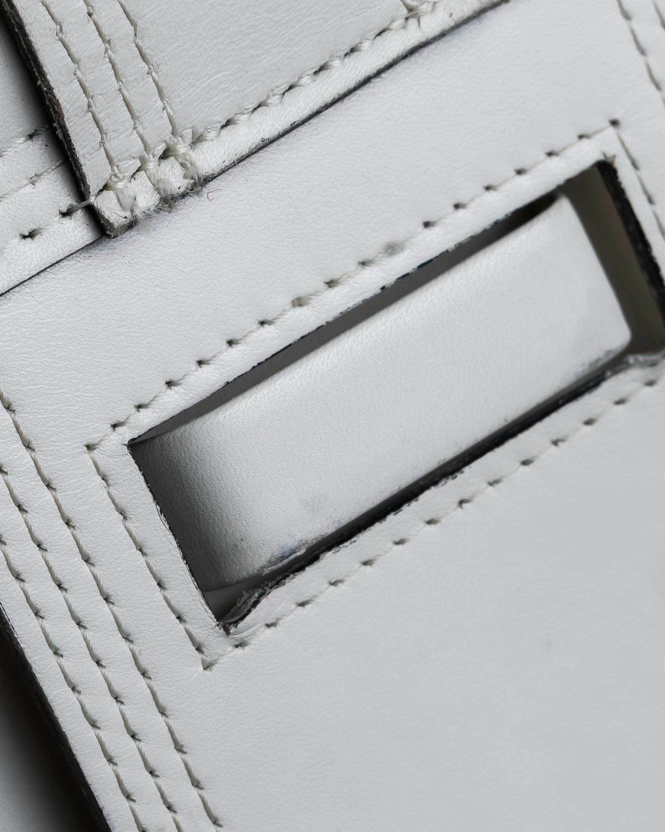 "YVES SAINT LAURENT" Large tab detail white leather shoulder bag