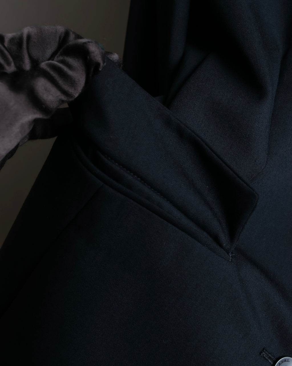 "BURBERRY Blue Label" 3 button waist shaped lightweight tailored jacket