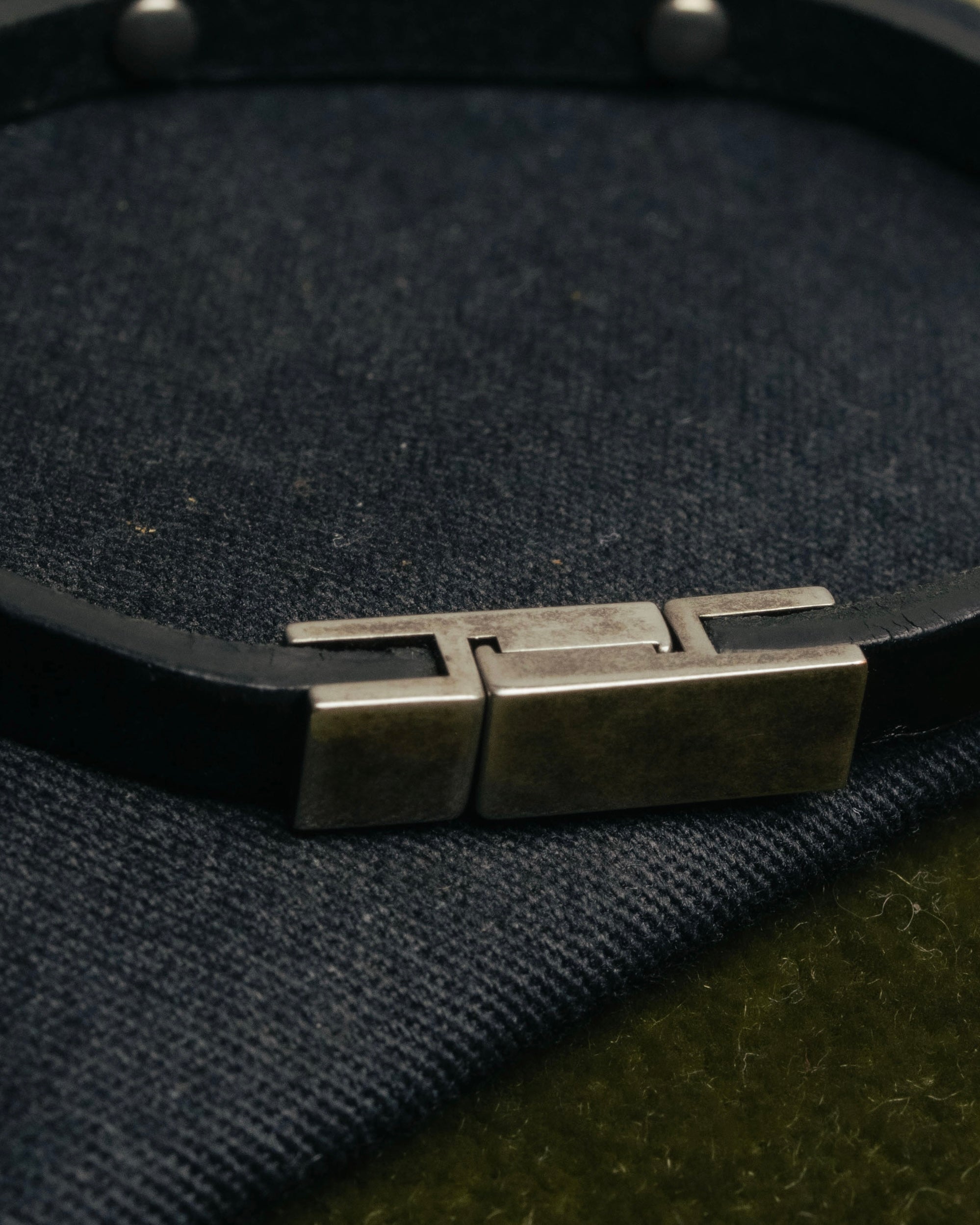 "Saint Laurent" 10's ID metal plate leather bracelet
