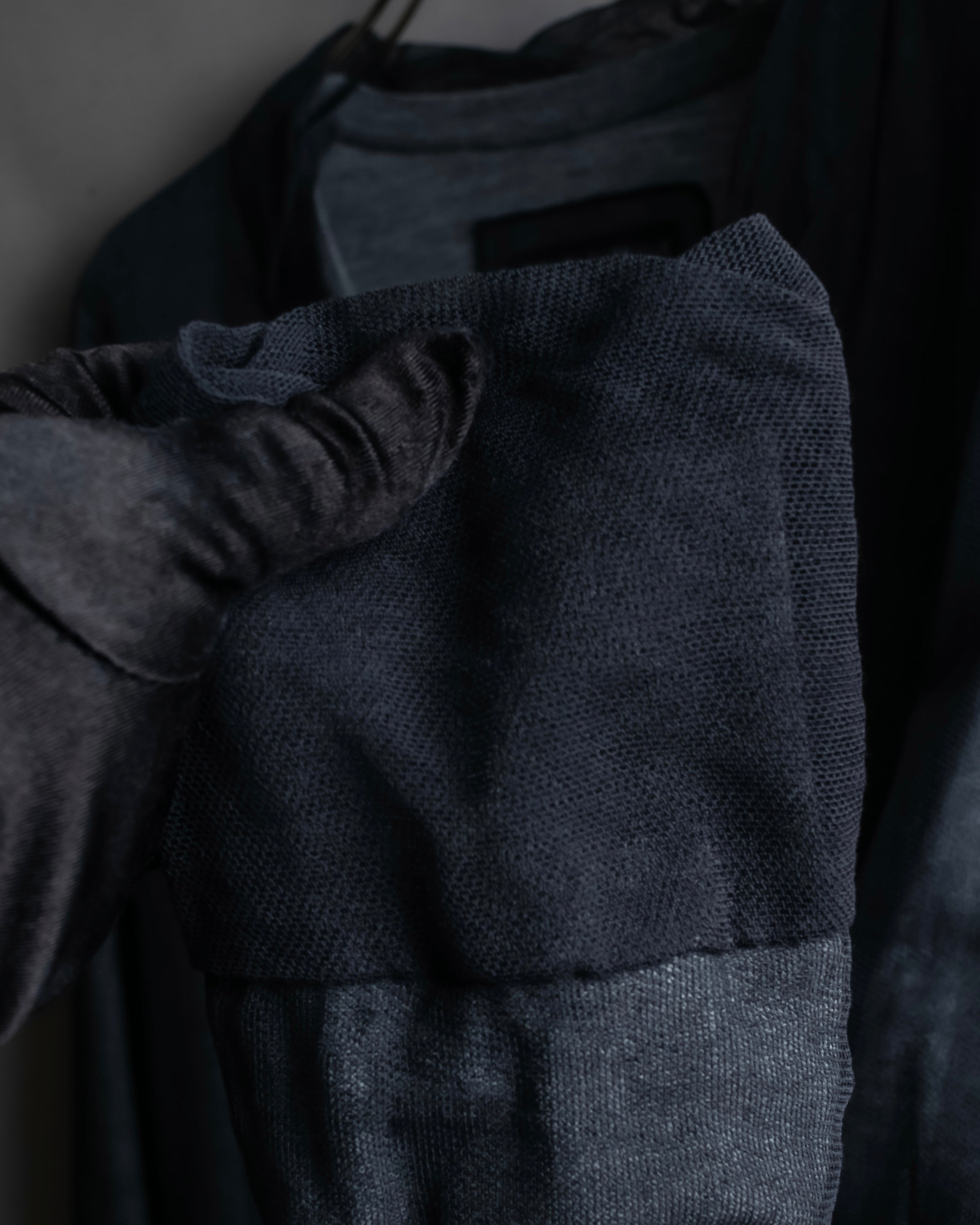 "DOLCE & GABBANA" Sheer layered V-neck grey knit